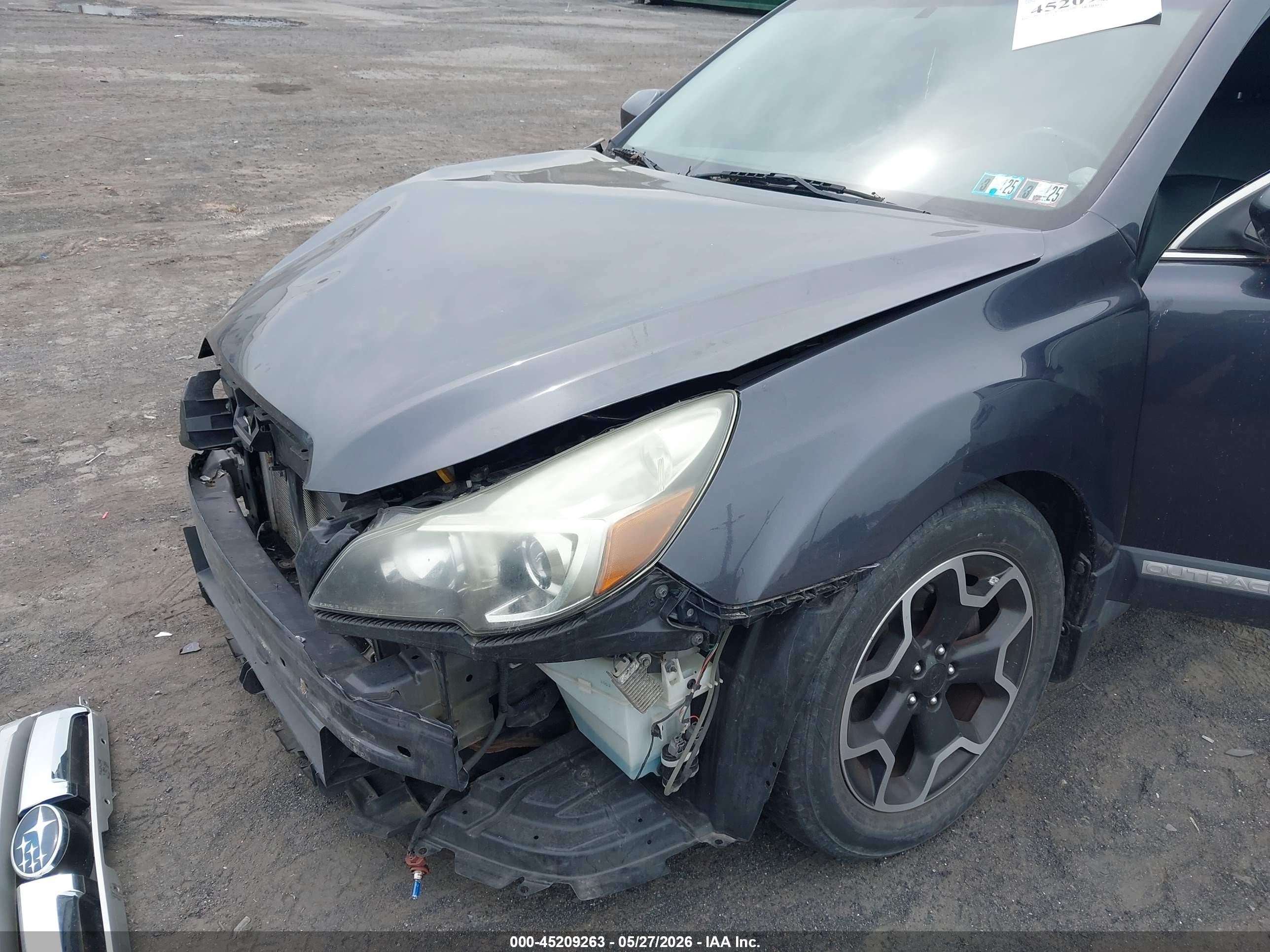 2012 Subaru Outback 2.5i Limited Gray vin: 4S4BRBKCXC3213277