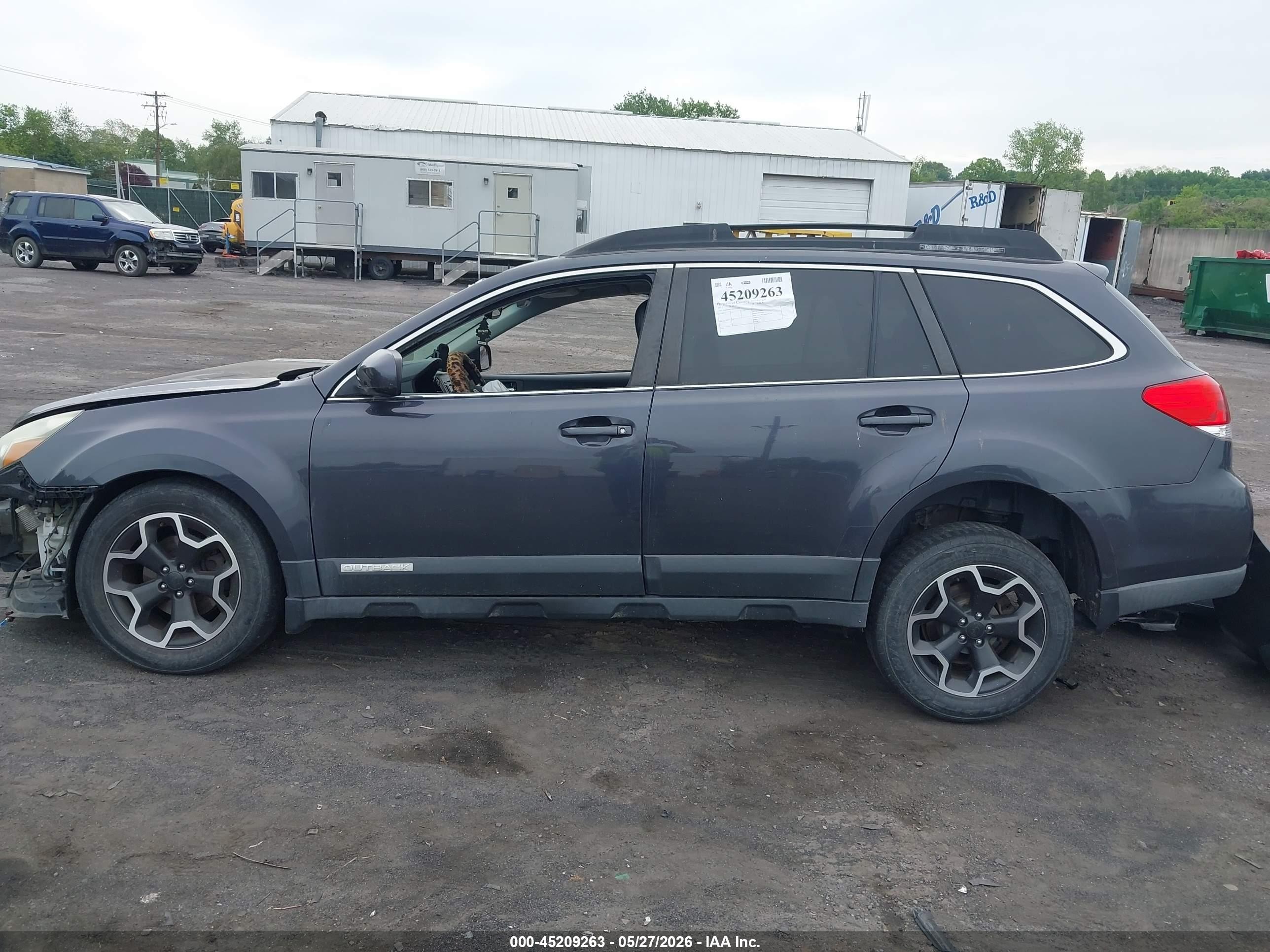 2012 Subaru Outback 2.5i Limited Gray vin: 4S4BRBKCXC3213277