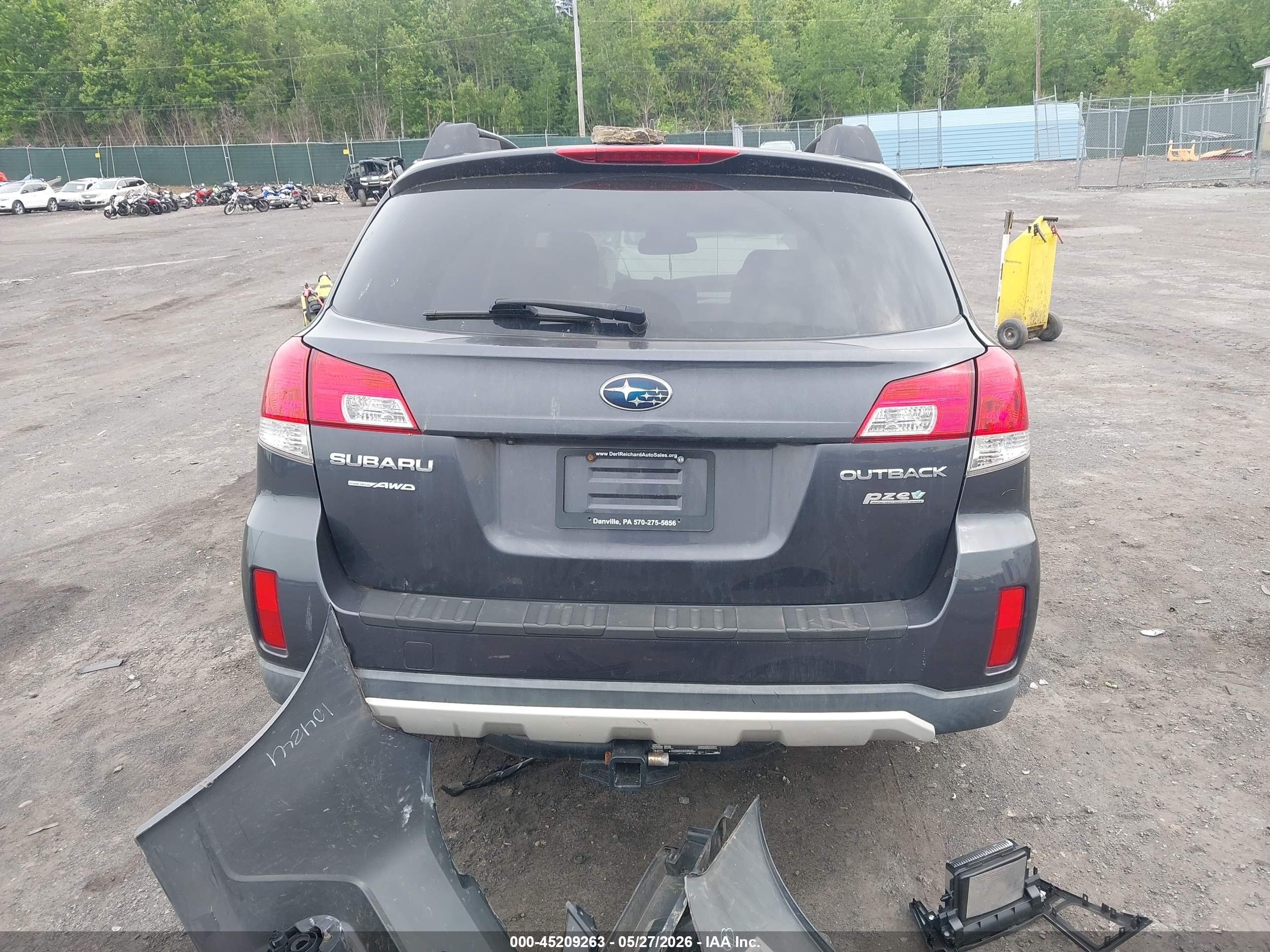 2012 Subaru Outback 2.5i Limited Gray vin: 4S4BRBKCXC3213277