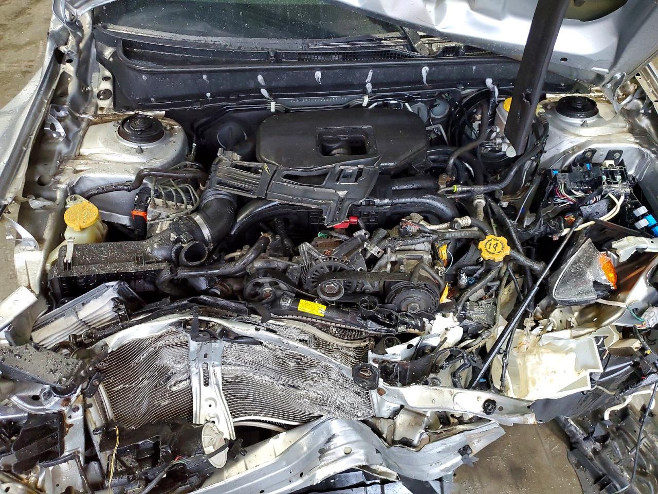 2012 Subaru Outback 2.5i Limited Серебряный vin: 4S4BRBKCXC3255917