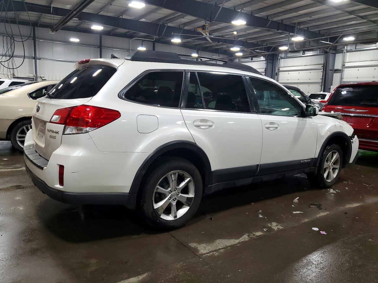 2013 Subaru Outback 2.5i Limited White vin: 4S4BRBKCXD3237287
