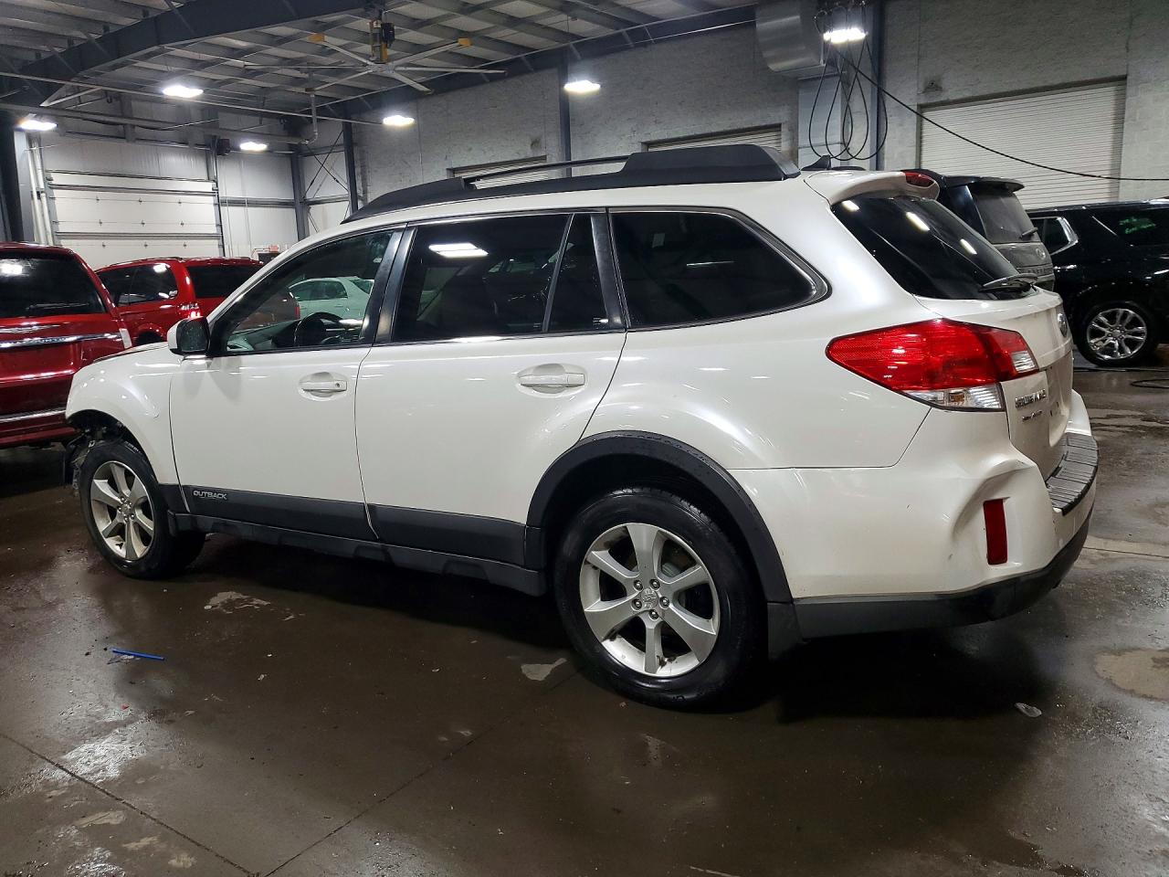 2013 Subaru Outback 2.5i Limited White vin: 4S4BRBKCXD3237287