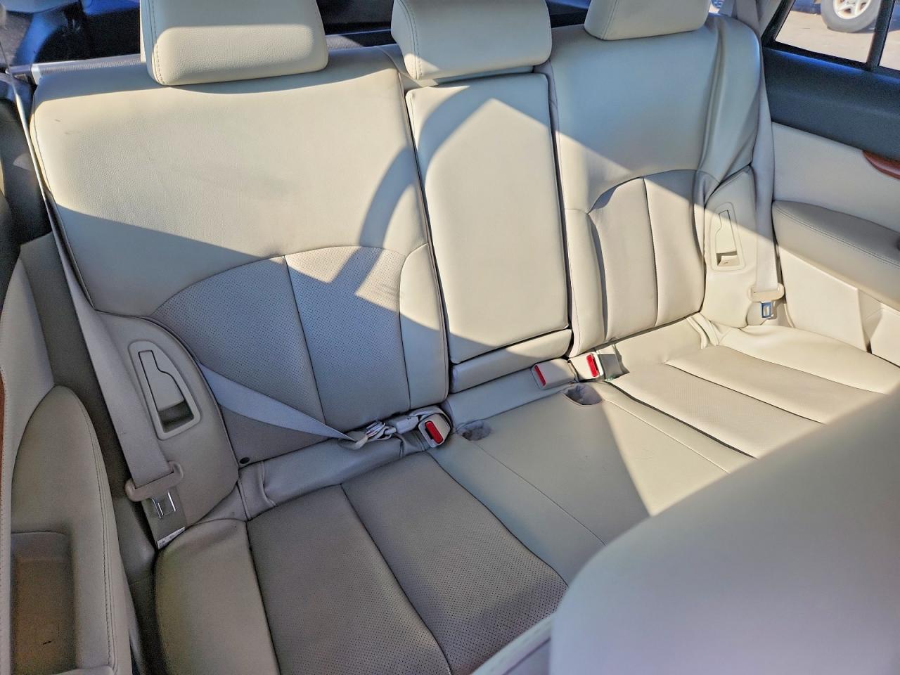 2013 Subaru Outback 2.5i Limited White vin: 4S4BRBKCXD3278986