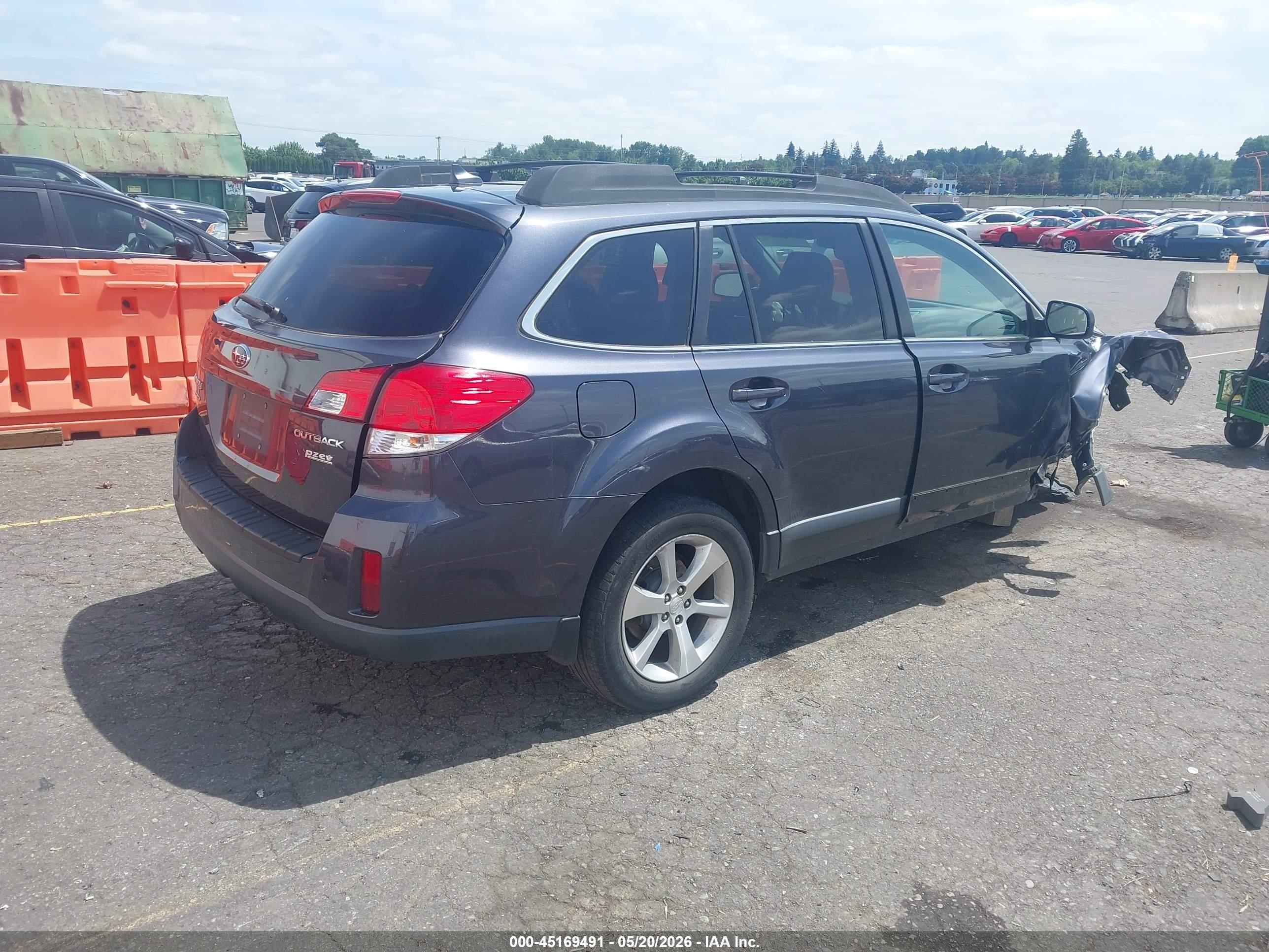 2013 Subaru Outback 2.5i Limited Black vin: 4S4BRBKCXD3279880