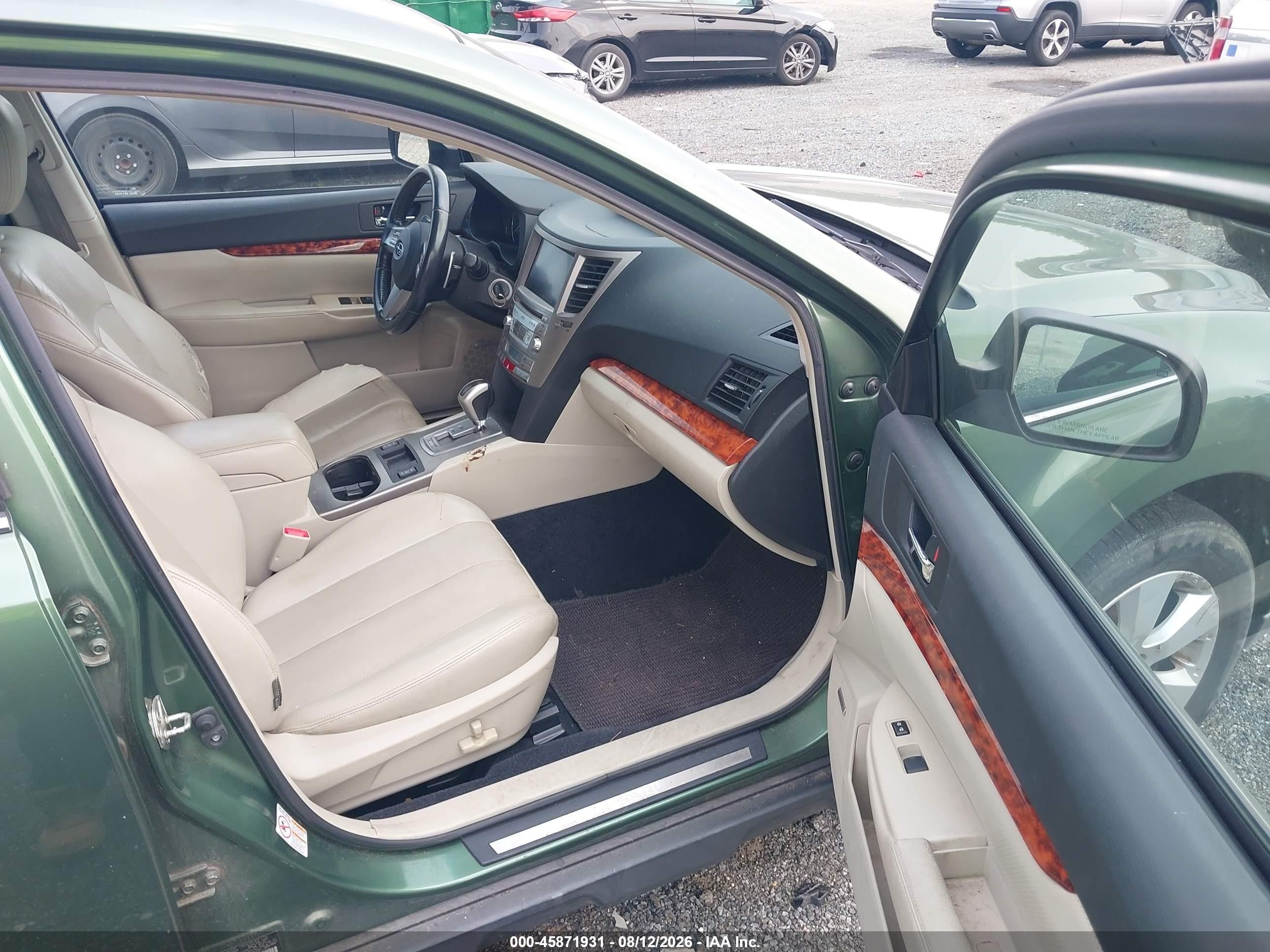 2010 Subaru Outback 2.5i Limited Green vin: 4S4BRBLC0A3366892