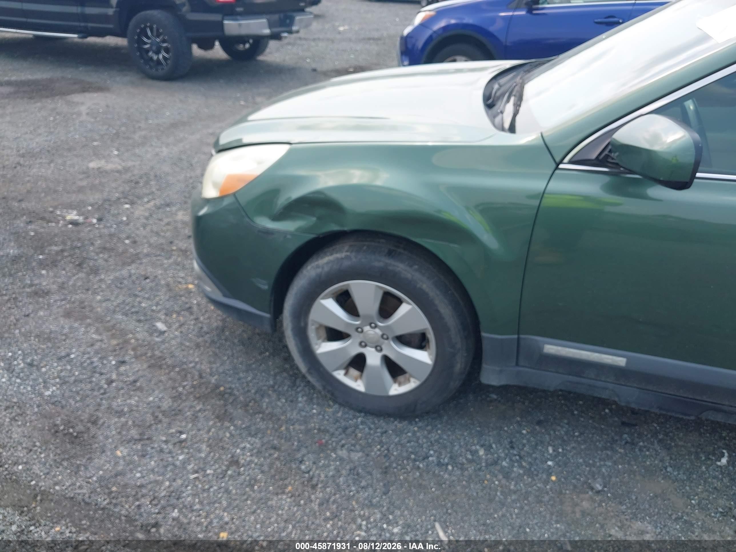 2010 Subaru Outback 2.5i Limited Green vin: 4S4BRBLC0A3366892