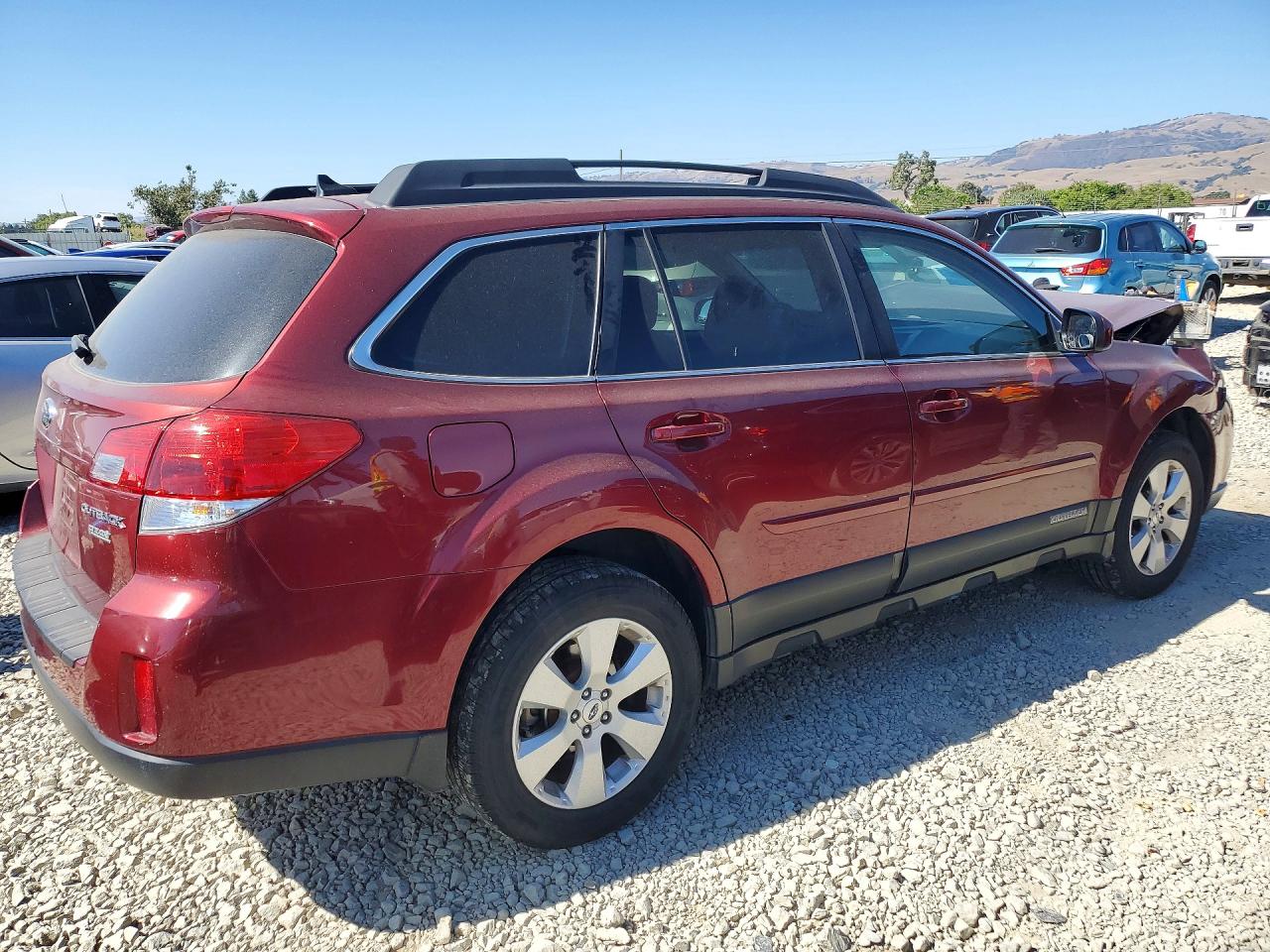 2012 Subaru Outback 2.5i Limited Красный vin: 4S4BRBLC0C3235657