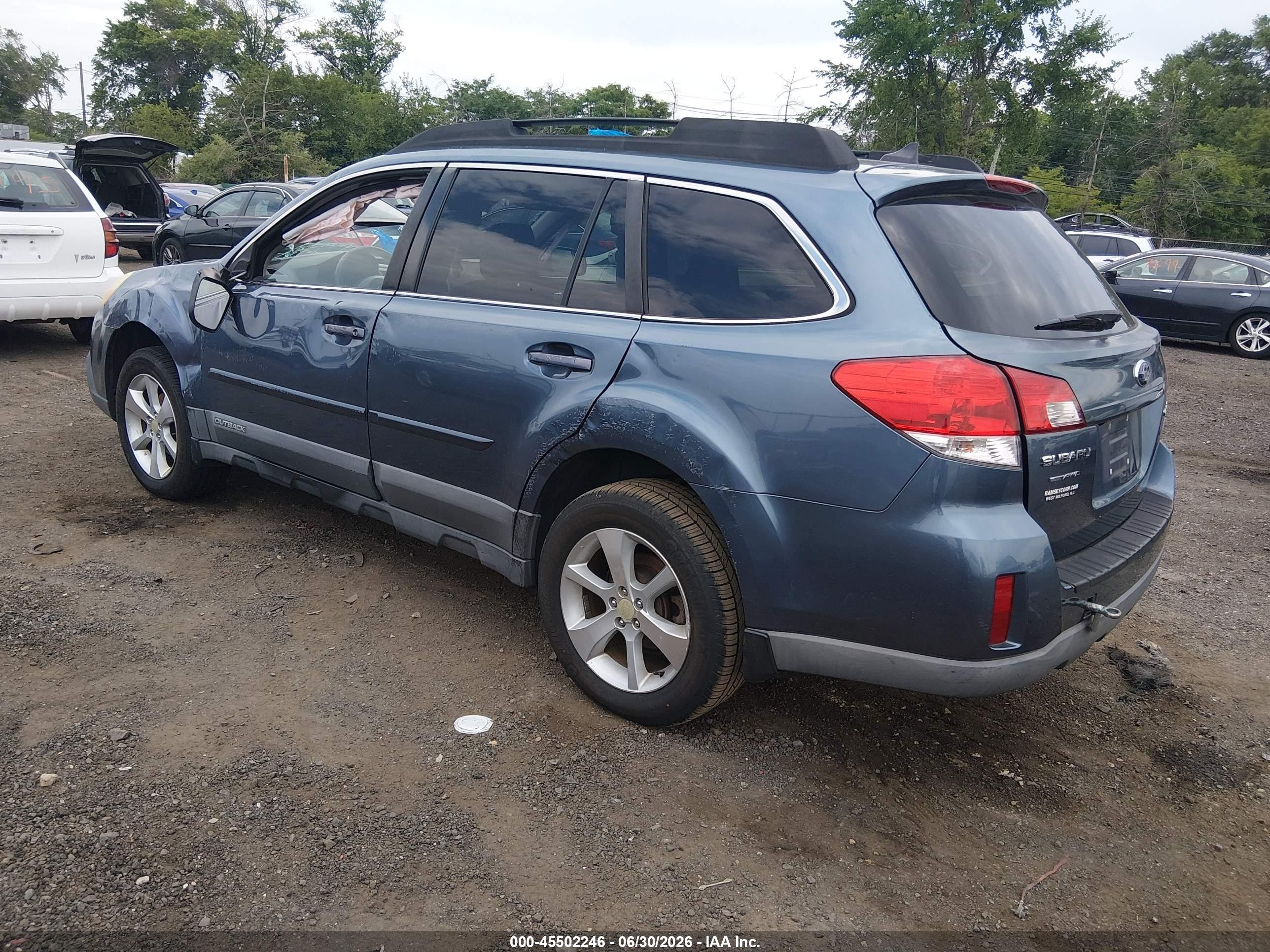 2014 Subaru Outback 2.5i Limited Blue vin: 4S4BRBLC0E3206694