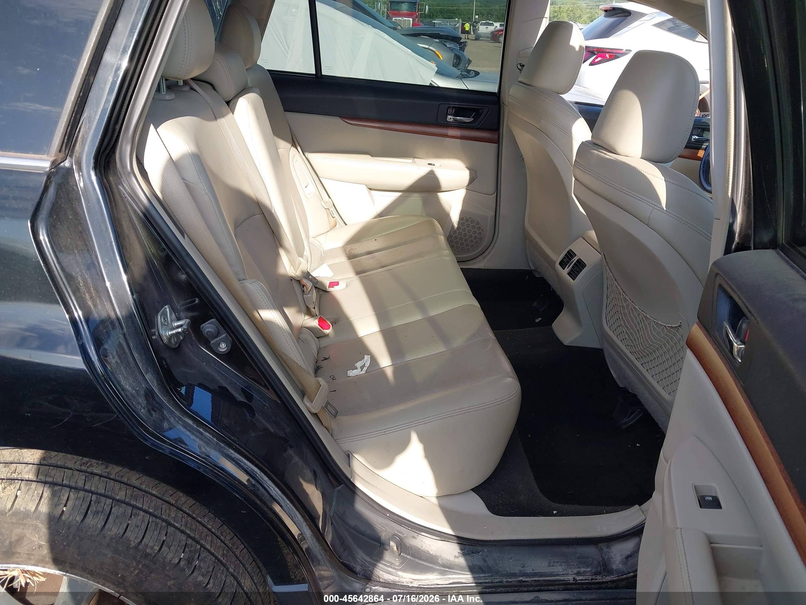 2014 Subaru Outback 2.5i Limited Black vin: 4S4BRBLC0E3296980