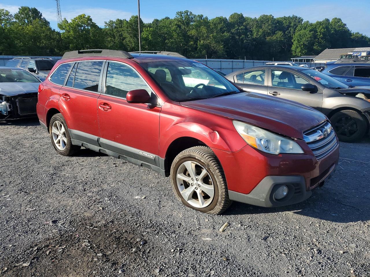 2014 Subaru Outback 2.5i Limited Red vin: 4S4BRBLC0E3305287