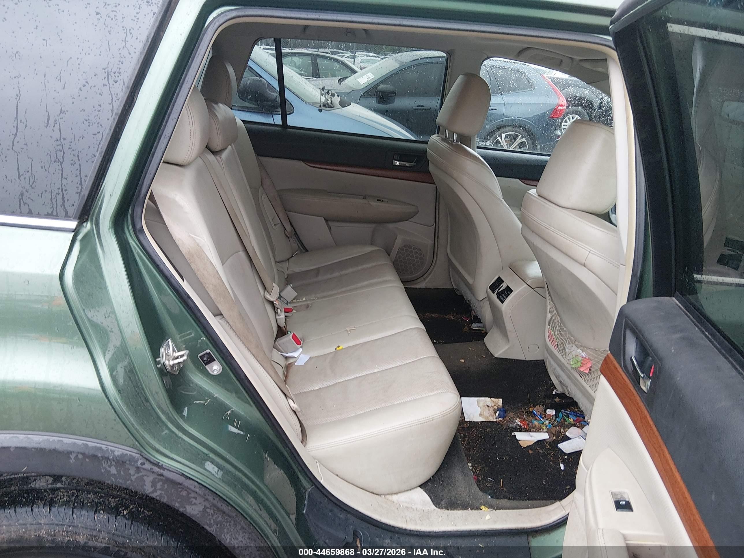 2014 Subaru Outback 2.5i Limited Green vin: 4S4BRBLC0E3323403