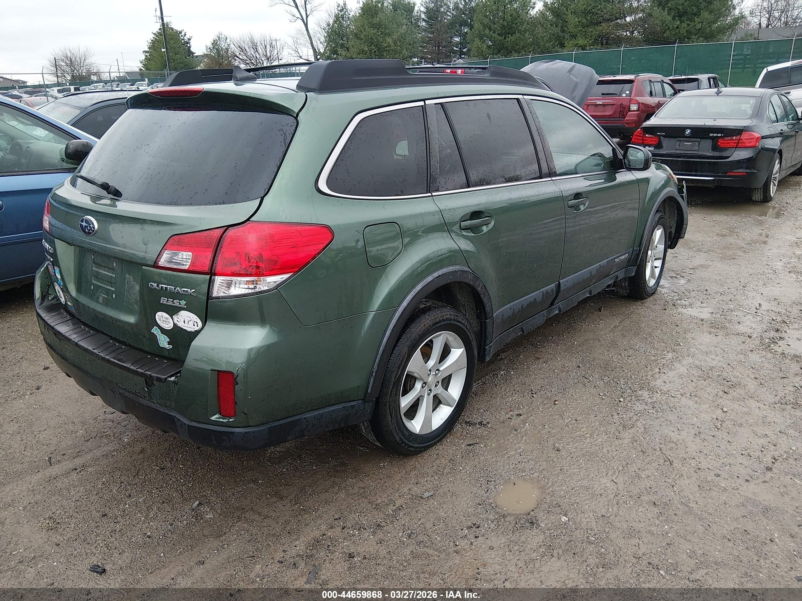 2014 Subaru Outback 2.5i Limited Green vin: 4S4BRBLC0E3323403