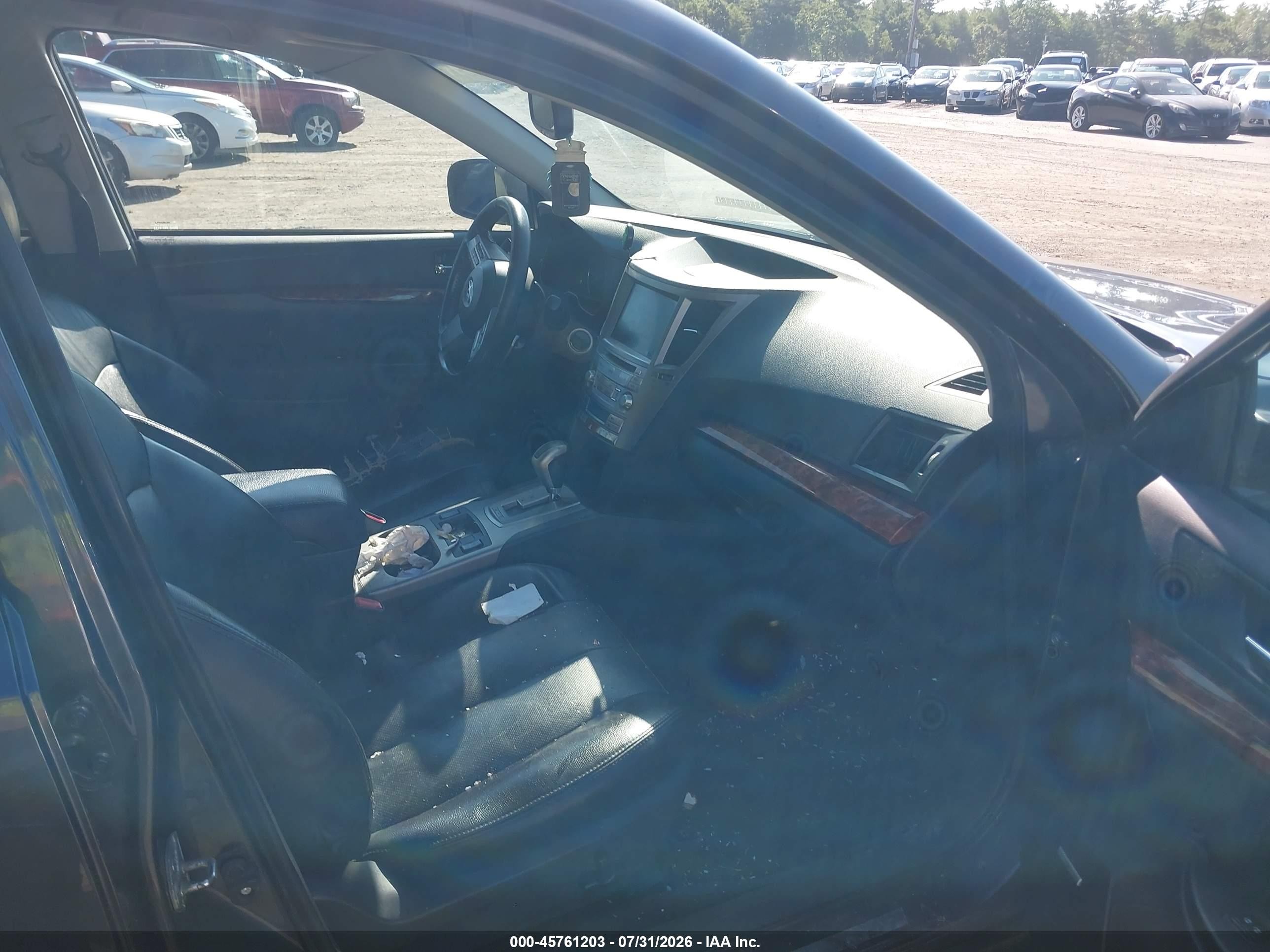 2011 Subaru Outback 2.5i Limited Серый vin: 4S4BRBLC1B3354817