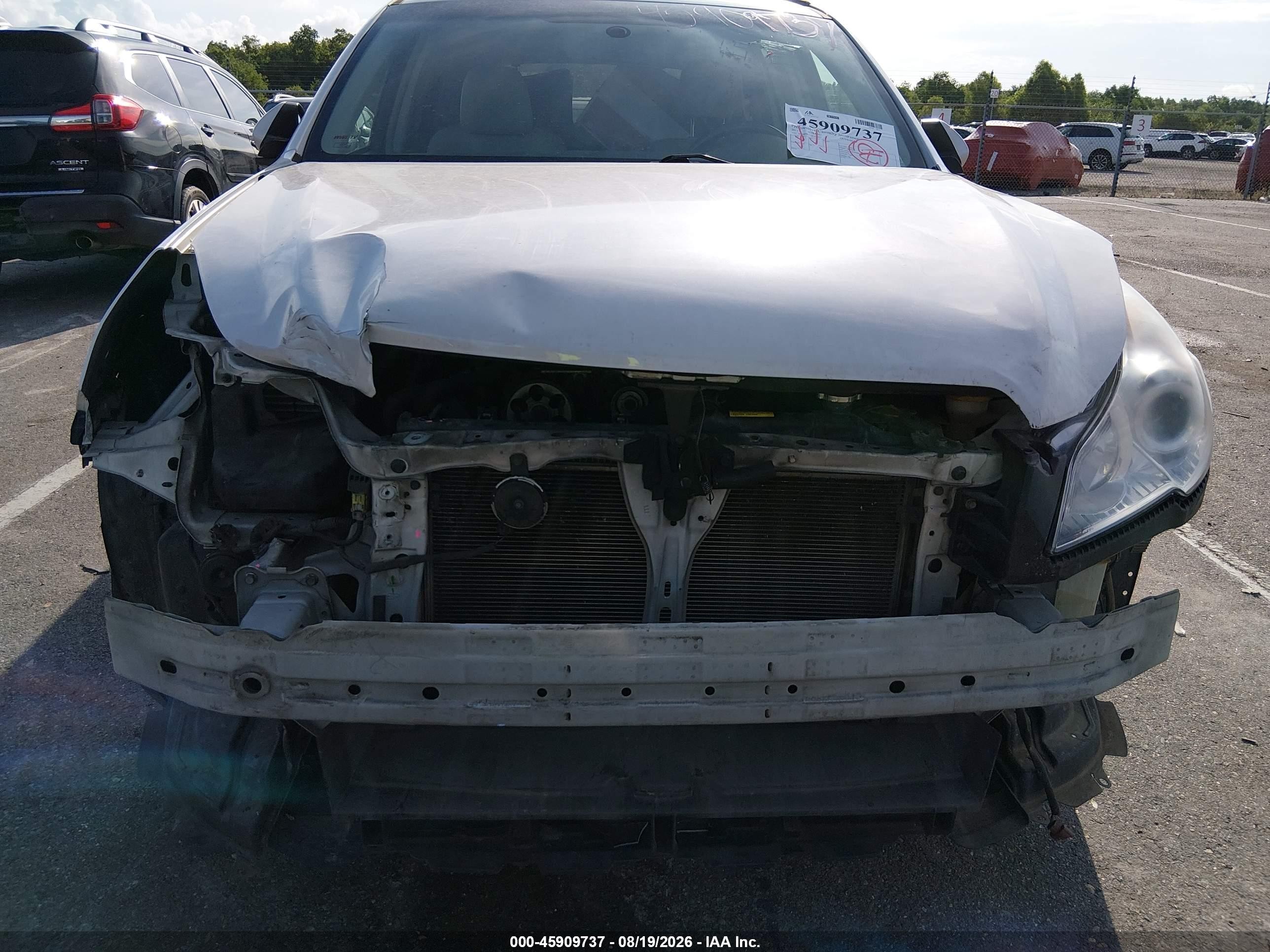 2011 Subaru Outback 2.5i Limited Серебряный vin: 4S4BRBLC1B3432433