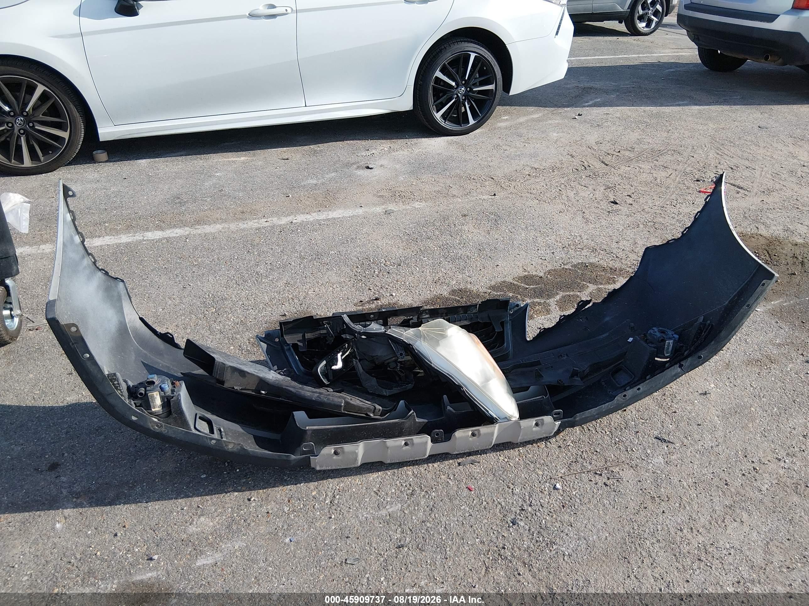 2011 Subaru Outback 2.5i Limited Серебряный vin: 4S4BRBLC1B3432433