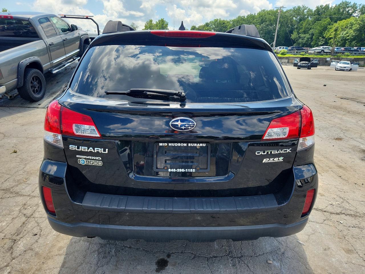 2013 Subaru Outback 2.5i Limited Черный vin: 4S4BRBLC1D3240531