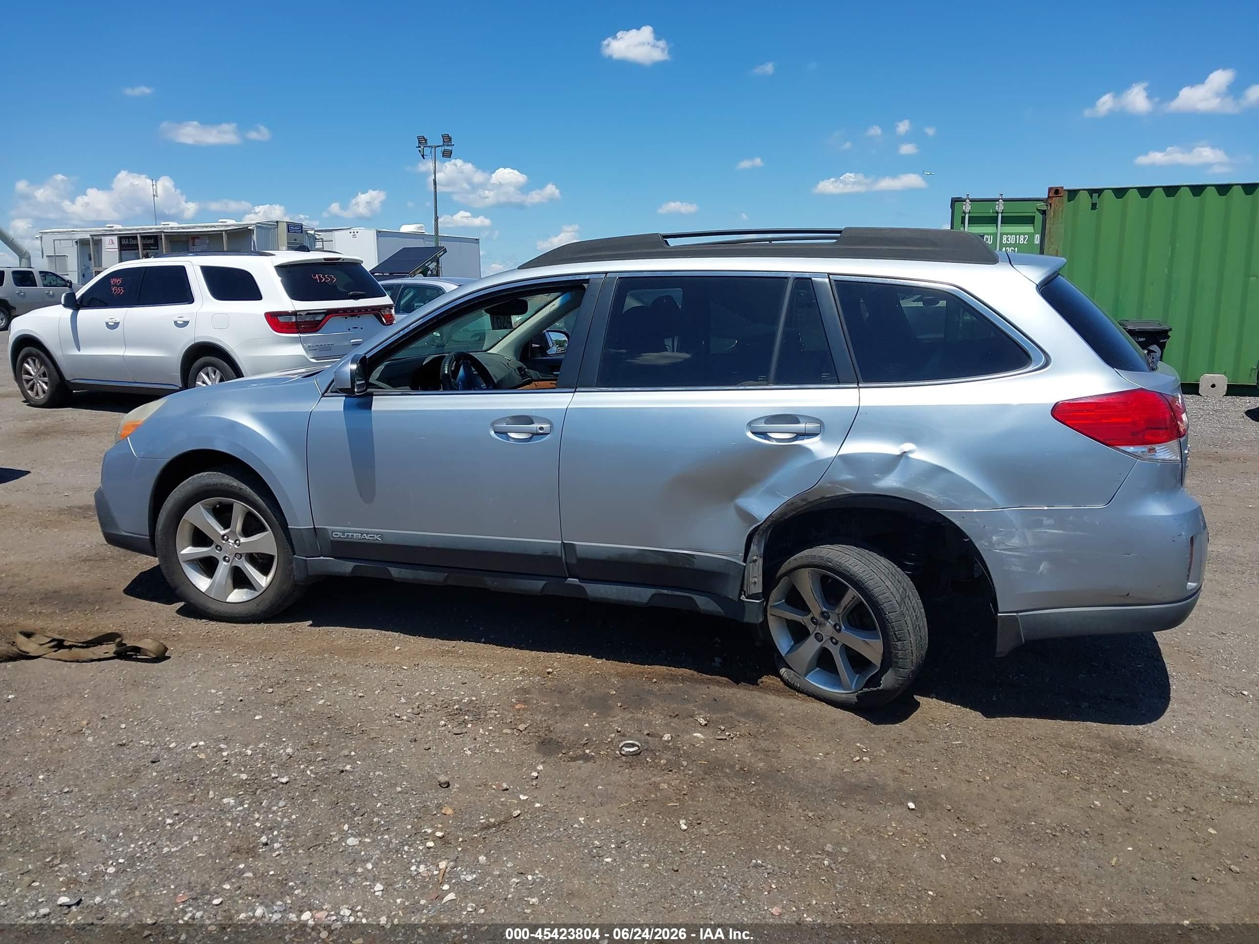 2014 Subaru Outback 2.5i Limited Light Blue vin: 4S4BRBLC1E3302396