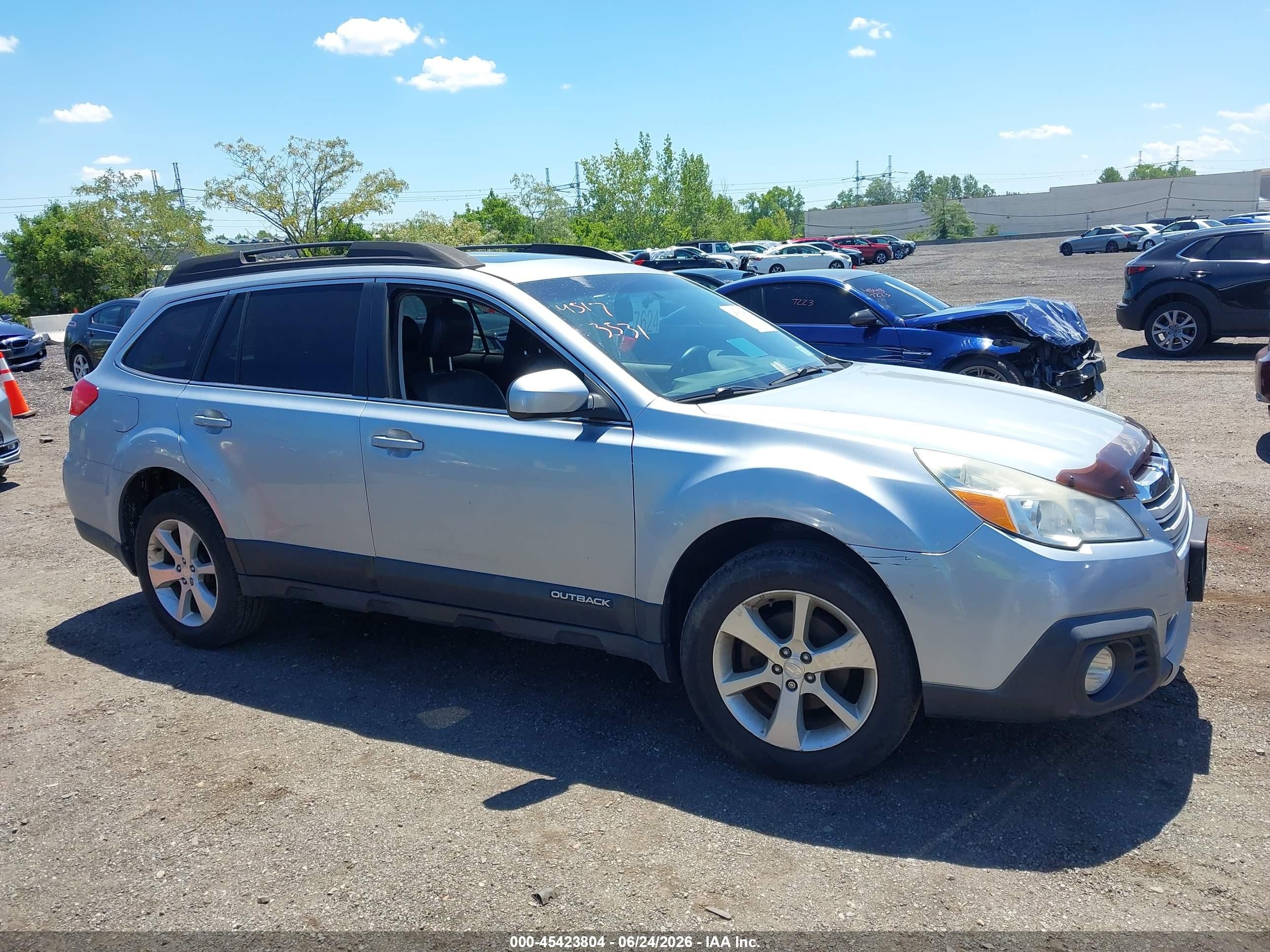 2014 Subaru Outback 2.5i Limited Light Blue vin: 4S4BRBLC1E3302396