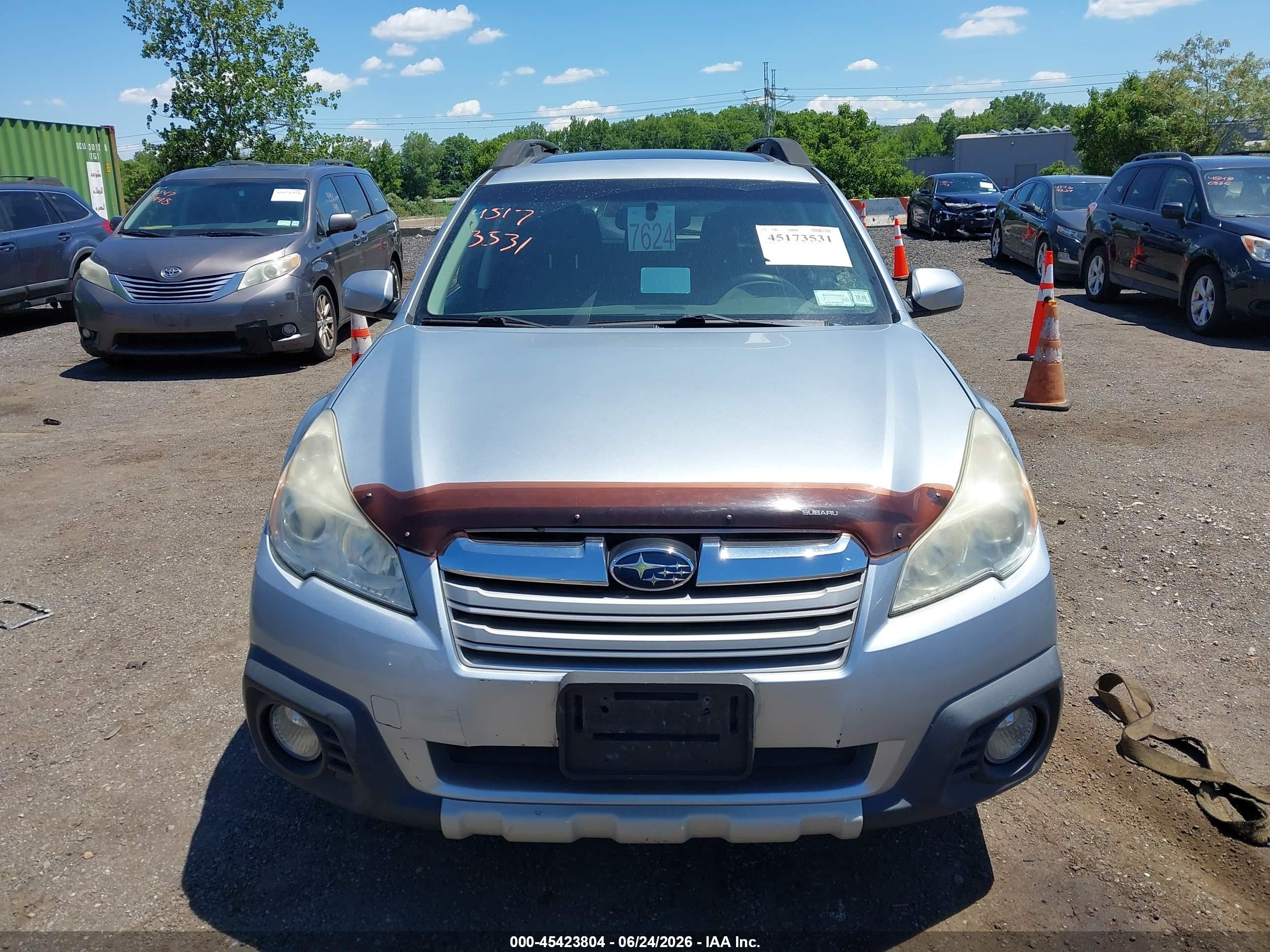 2014 Subaru Outback 2.5i Limited Light Blue vin: 4S4BRBLC1E3302396