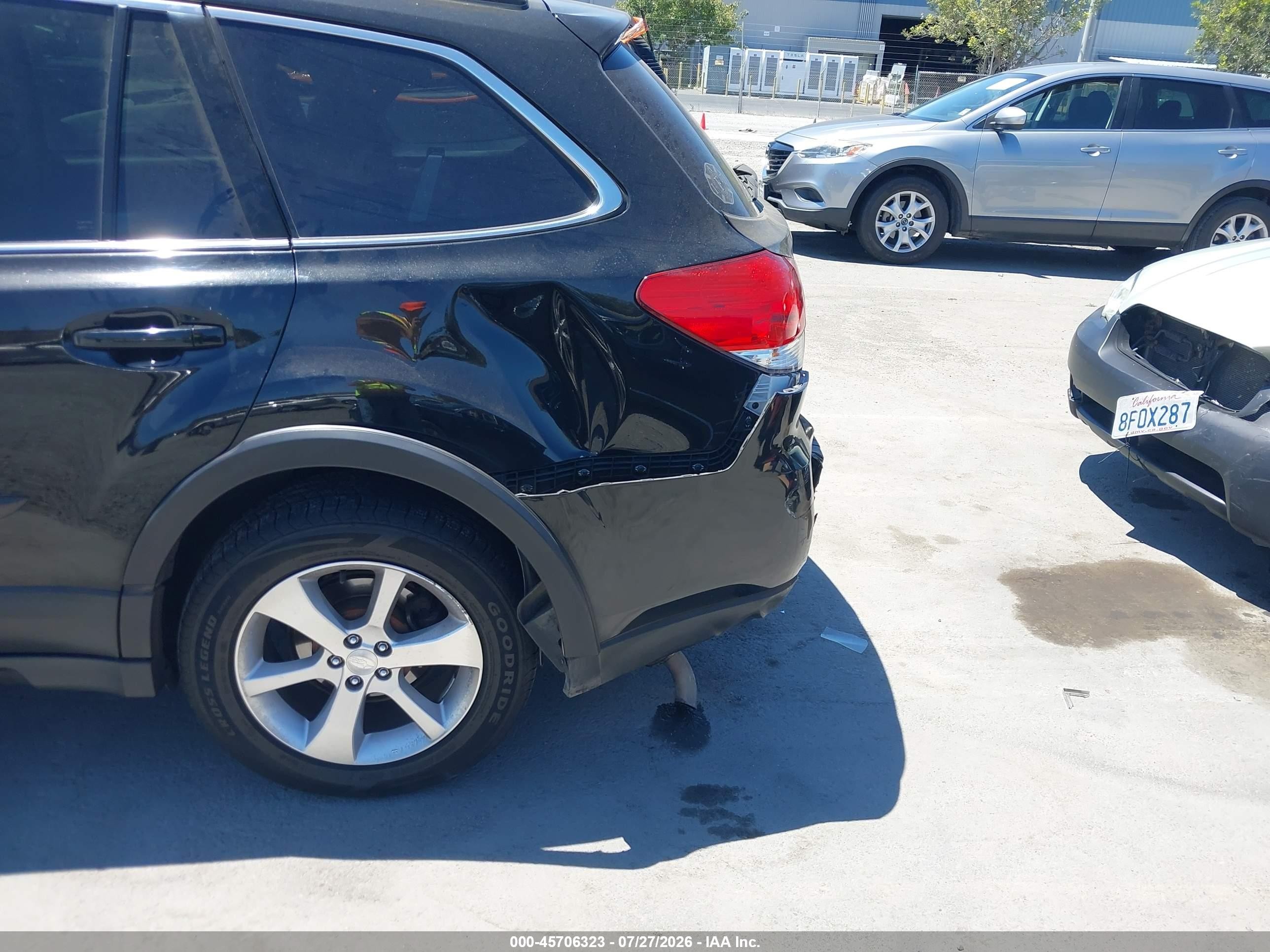 2014 Subaru Outback 2.5i Limited Black vin: 4S4BRBLC1E3305217
