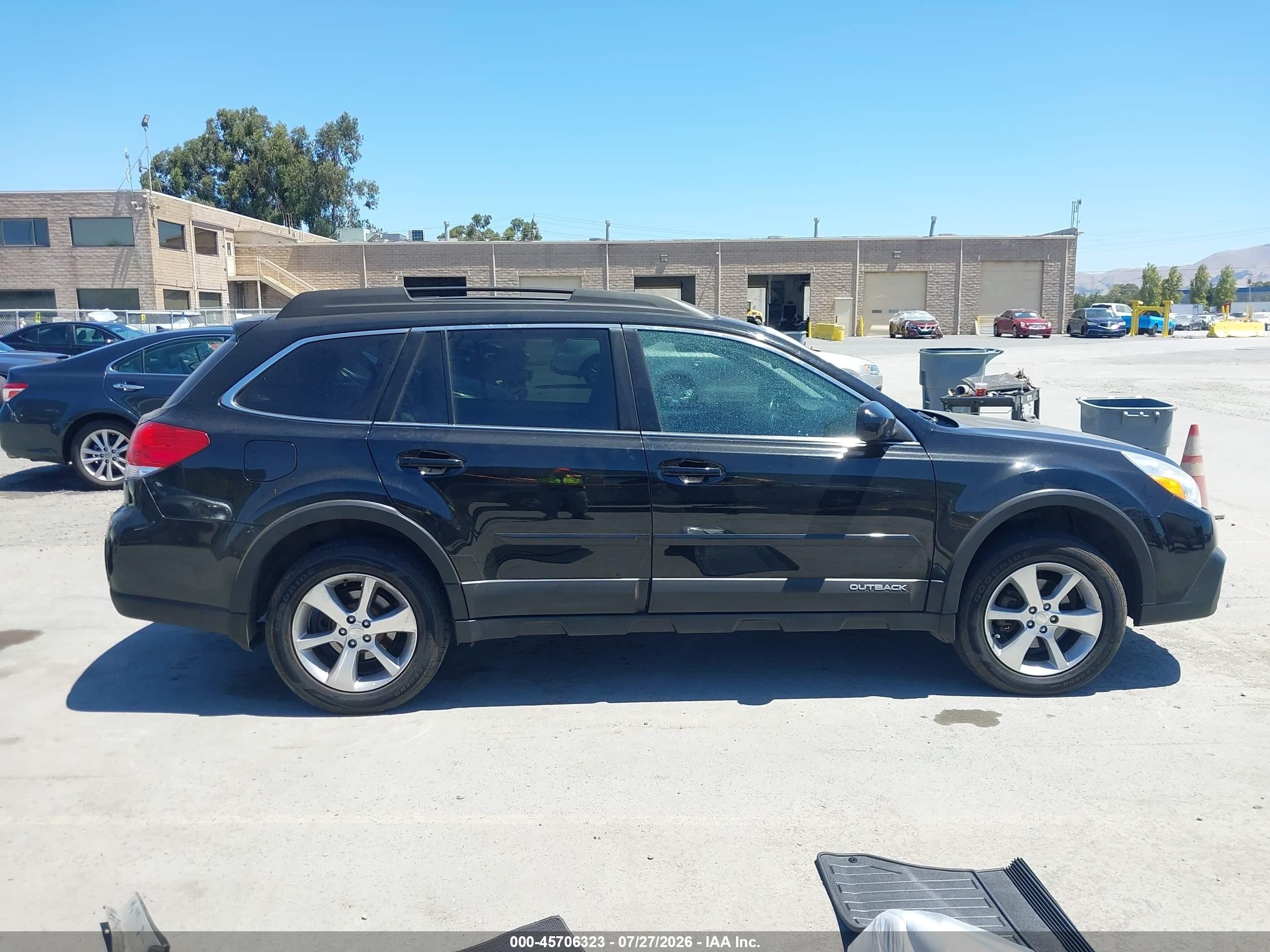 2014 Subaru Outback 2.5i Limited Black vin: 4S4BRBLC1E3305217