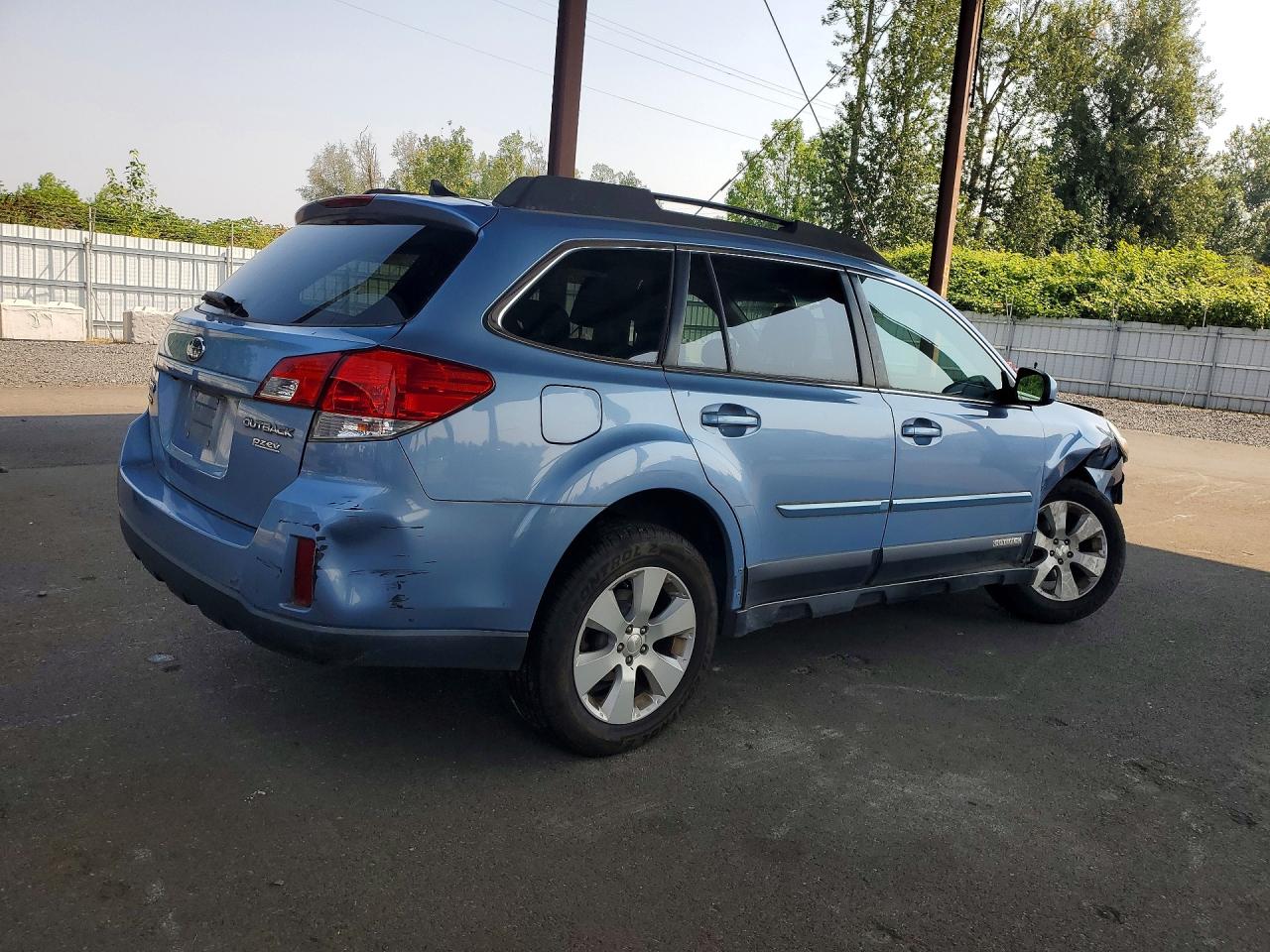 2011 Subaru Outback 2.5i Limited Blue vin: 4S4BRBLC2B3413678