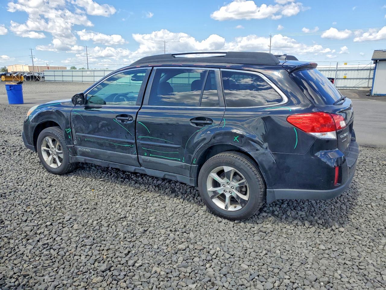 2013 Subaru Outback 2.5i Limited Black vin: 4S4BRBLC2D3205626
