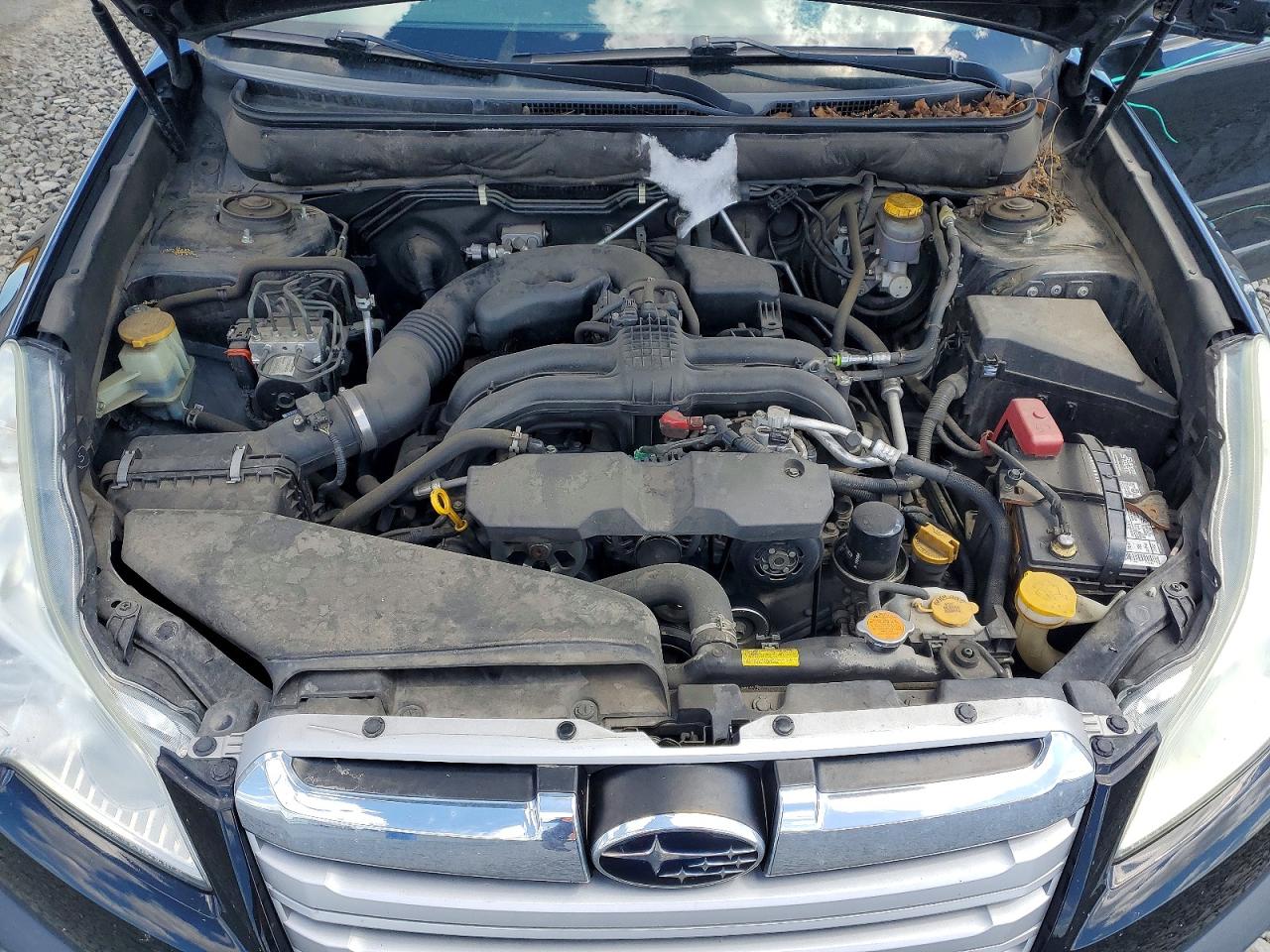 2013 Subaru Outback 2.5i Limited Black vin: 4S4BRBLC2D3205626