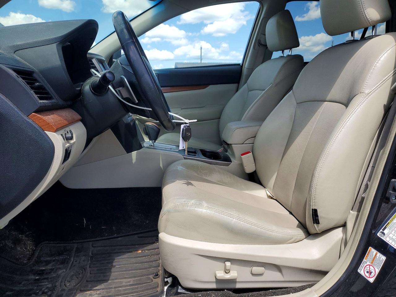 2013 Subaru Outback 2.5i Limited Black vin: 4S4BRBLC2D3205626