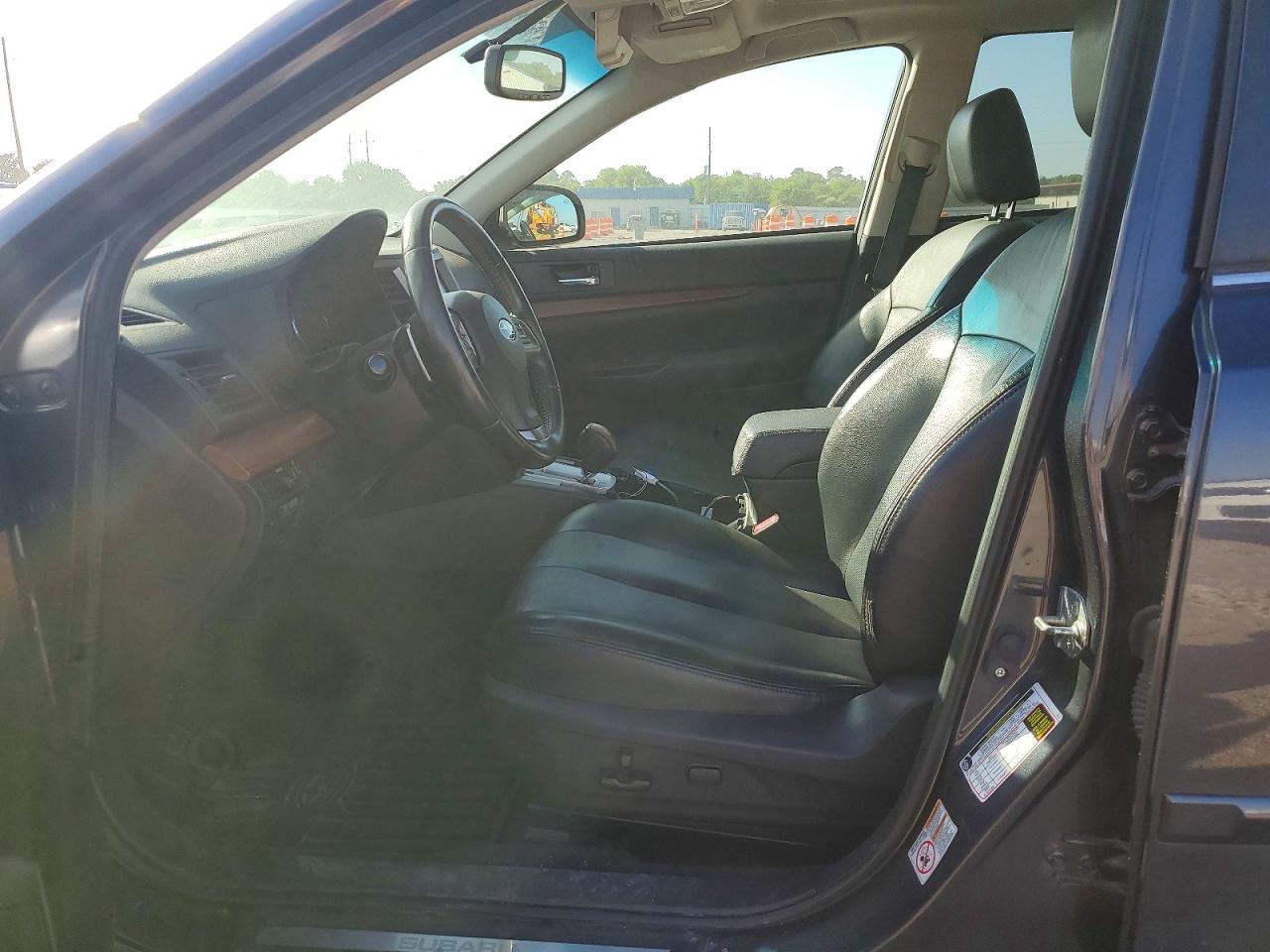 2013 Subaru Outback 2.5i Limited Gray vin: 4S4BRBLC2D3228002