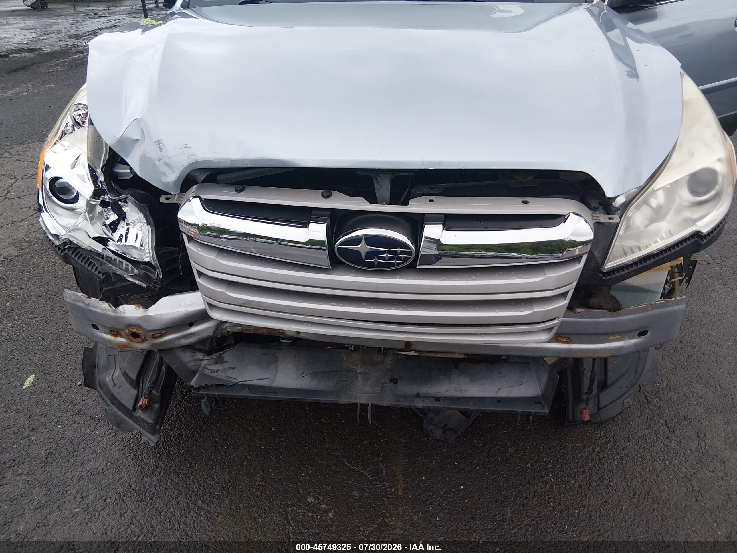 2014 Subaru Outback 2.5i Limited Gray vin: 4S4BRBLC2E3203621