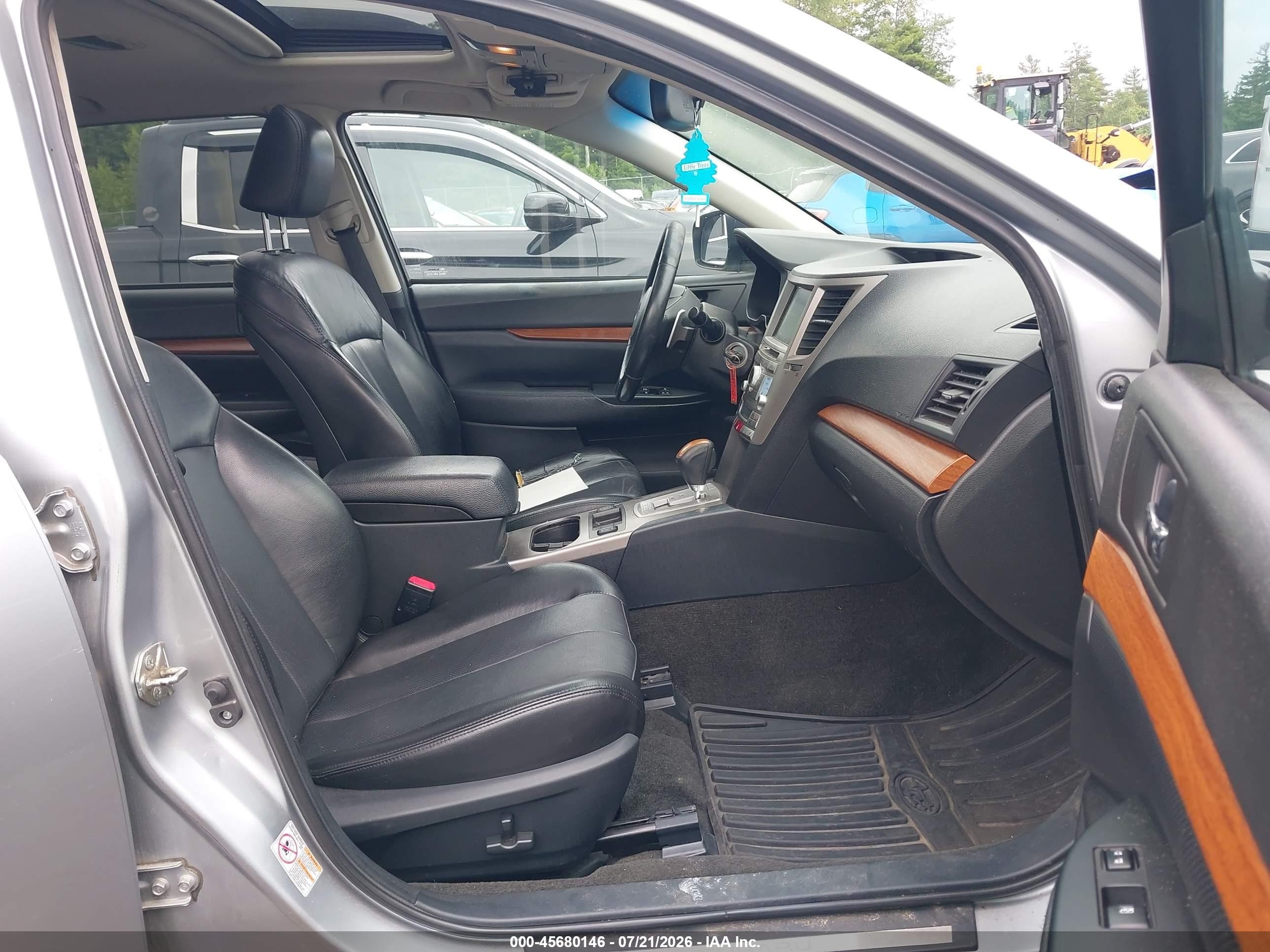 2013 Subaru Outback 2.5i Limited Light Blue vin: 4S4BRBLC3D3218675