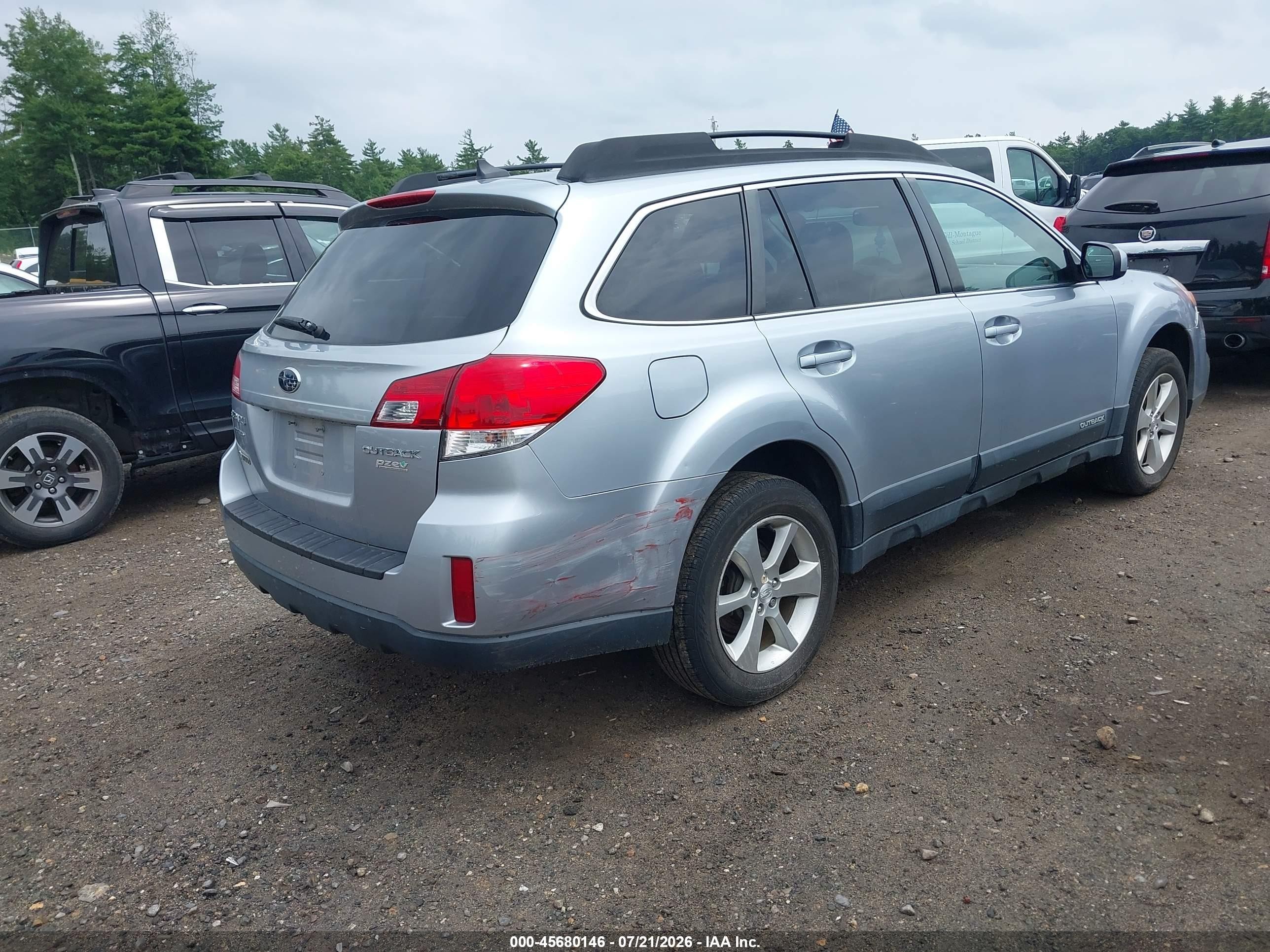 2013 Subaru Outback 2.5i Limited Light Blue vin: 4S4BRBLC3D3218675
