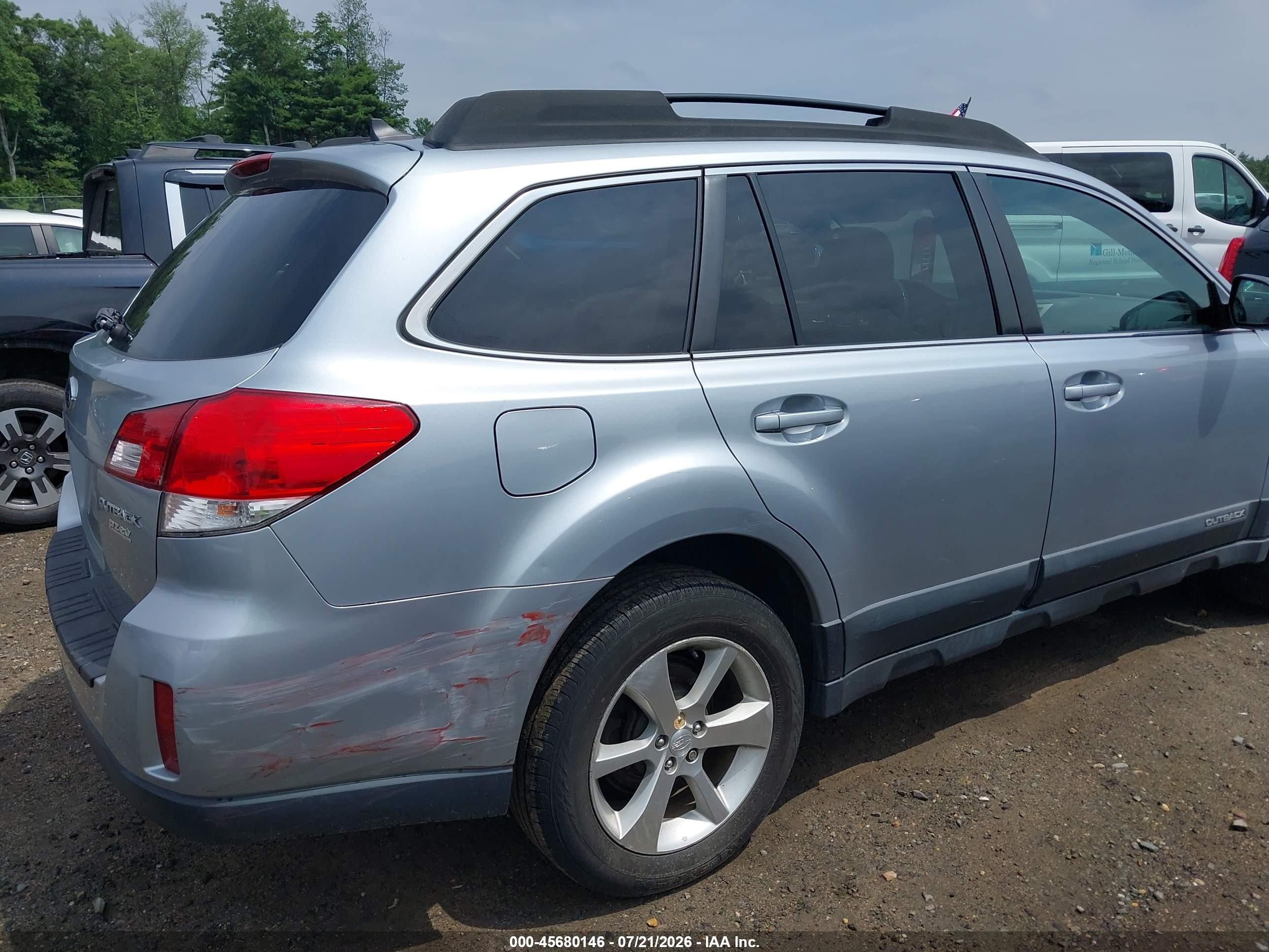 2013 Subaru Outback 2.5i Limited Light Blue vin: 4S4BRBLC3D3218675