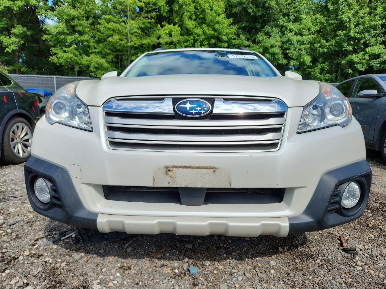 2013 Subaru Outback 2.5i Limited White vin: 4S4BRBLC3D3298771