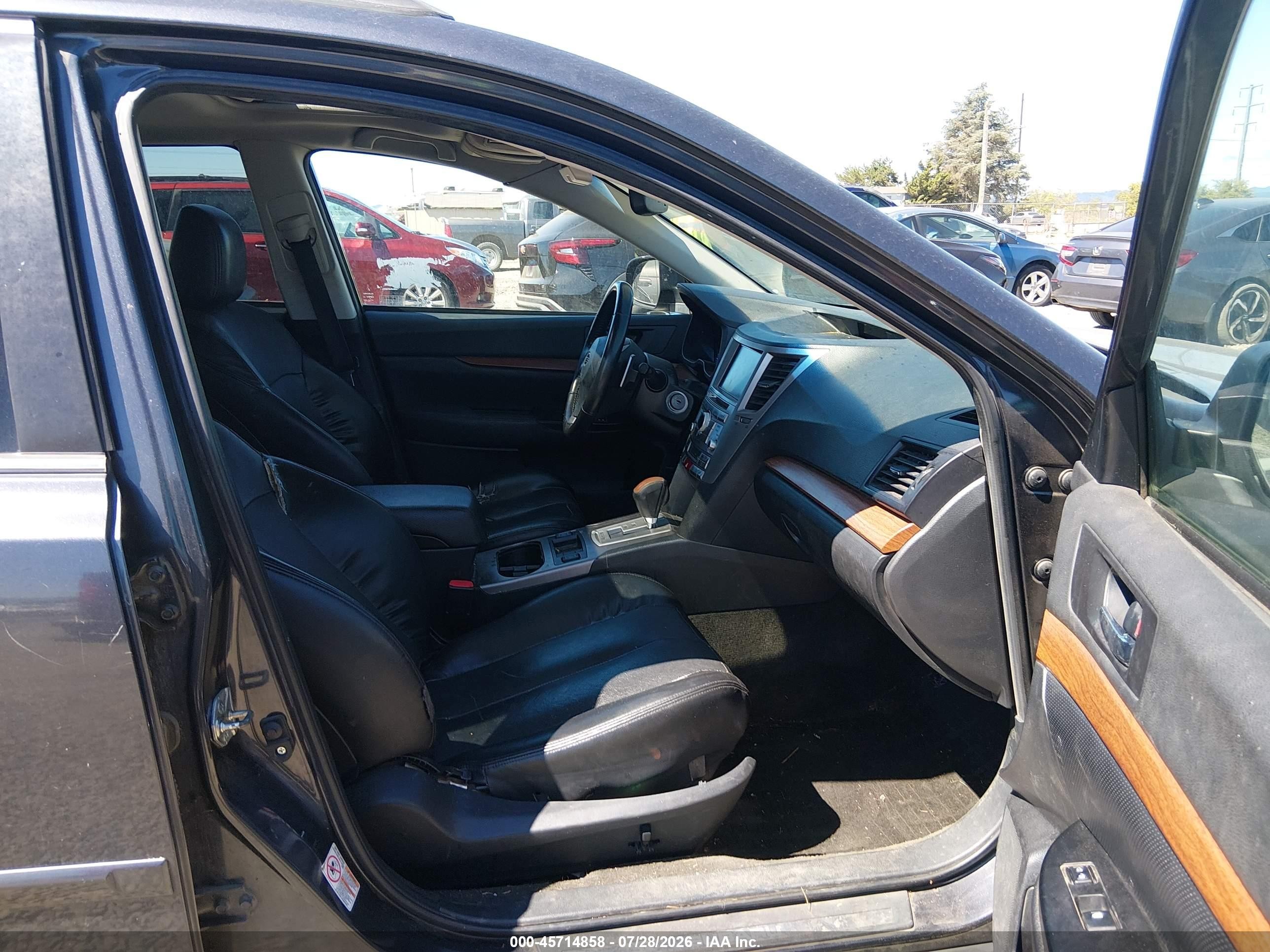 2013 Subaru Outback 2.5i Limited Серый vin: 4S4BRBLC3D3317027