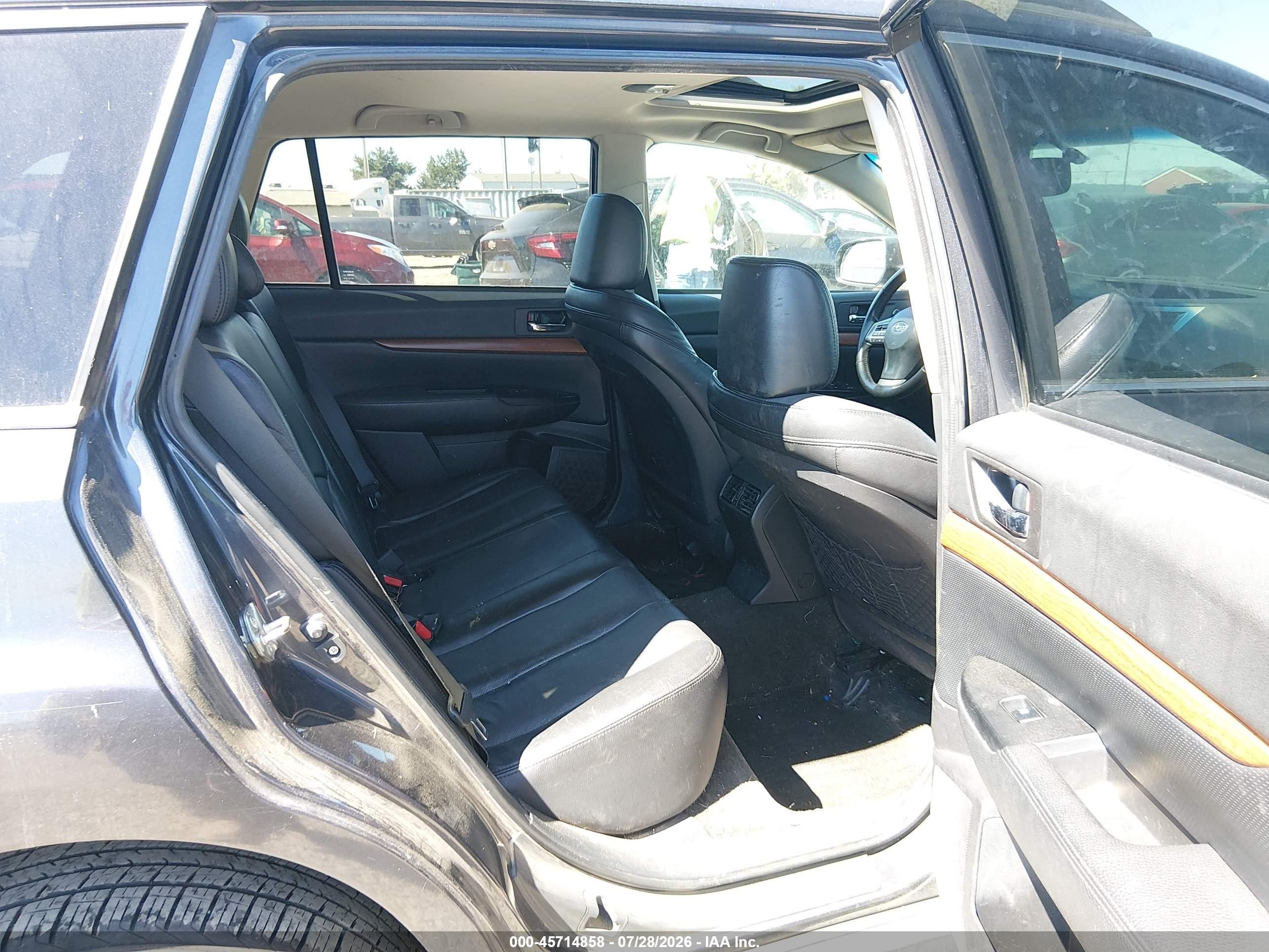 2013 Subaru Outback 2.5i Limited Серый vin: 4S4BRBLC3D3317027