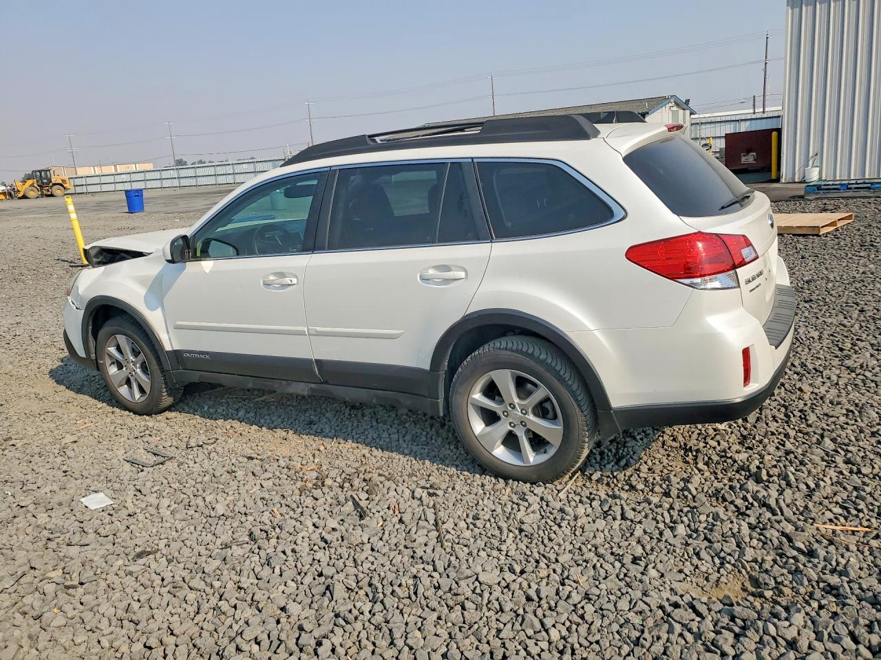2014 Subaru Outback 2.5i Limited White vin: 4S4BRBLC3E3283429