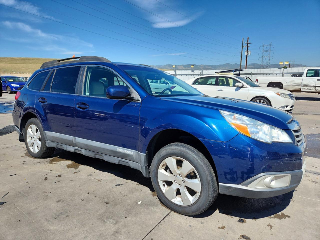 2011 Subaru Outback 2.5i Limited Blue vin: 4S4BRBLC4B3348607