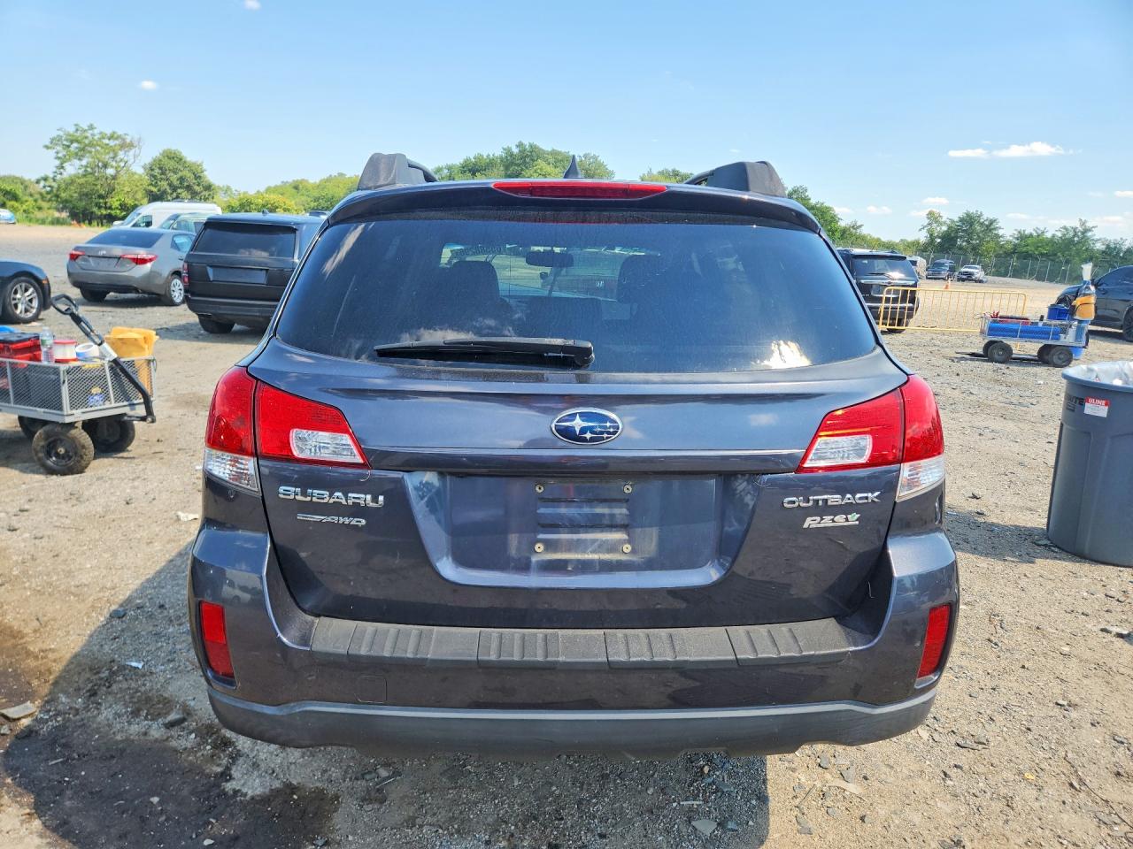 2011 Subaru Outback 2.5i Limited Угольный vin: 4S4BRBLC4B3393885
