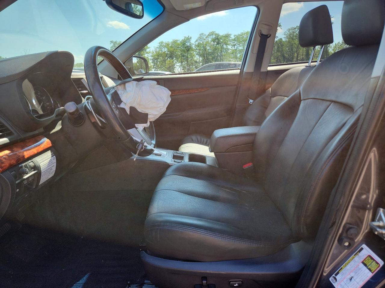 2011 Subaru Outback 2.5i Limited Угольный vin: 4S4BRBLC4B3393885