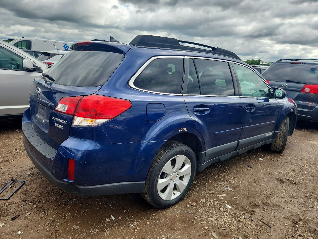 2011 Subaru Outback 2.5i Limited Blue vin: 4S4BRBLC4B3412984