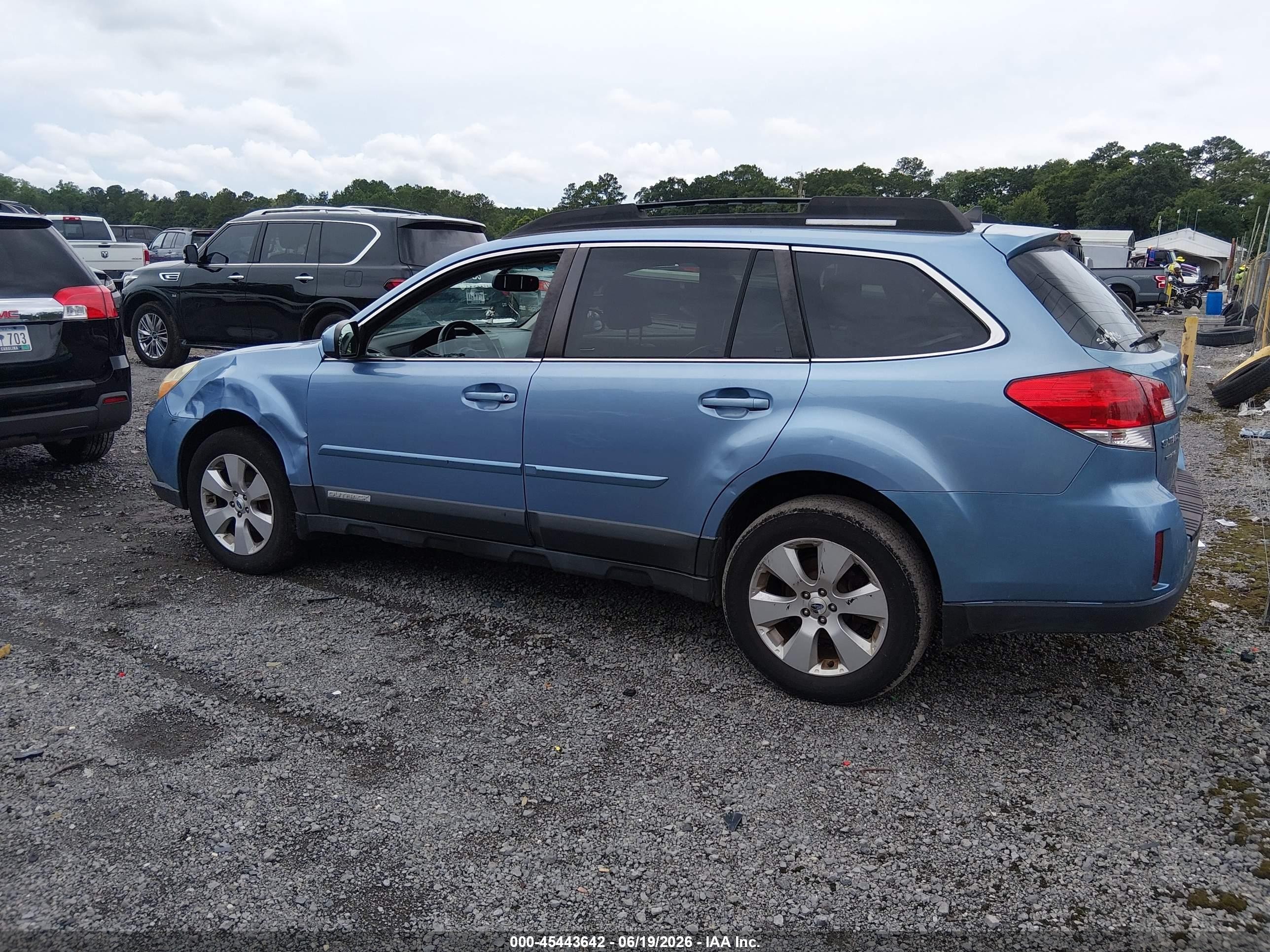 2011 Subaru Outback 2.5i Limited Blue vin: 4S4BRBLC4B3434144