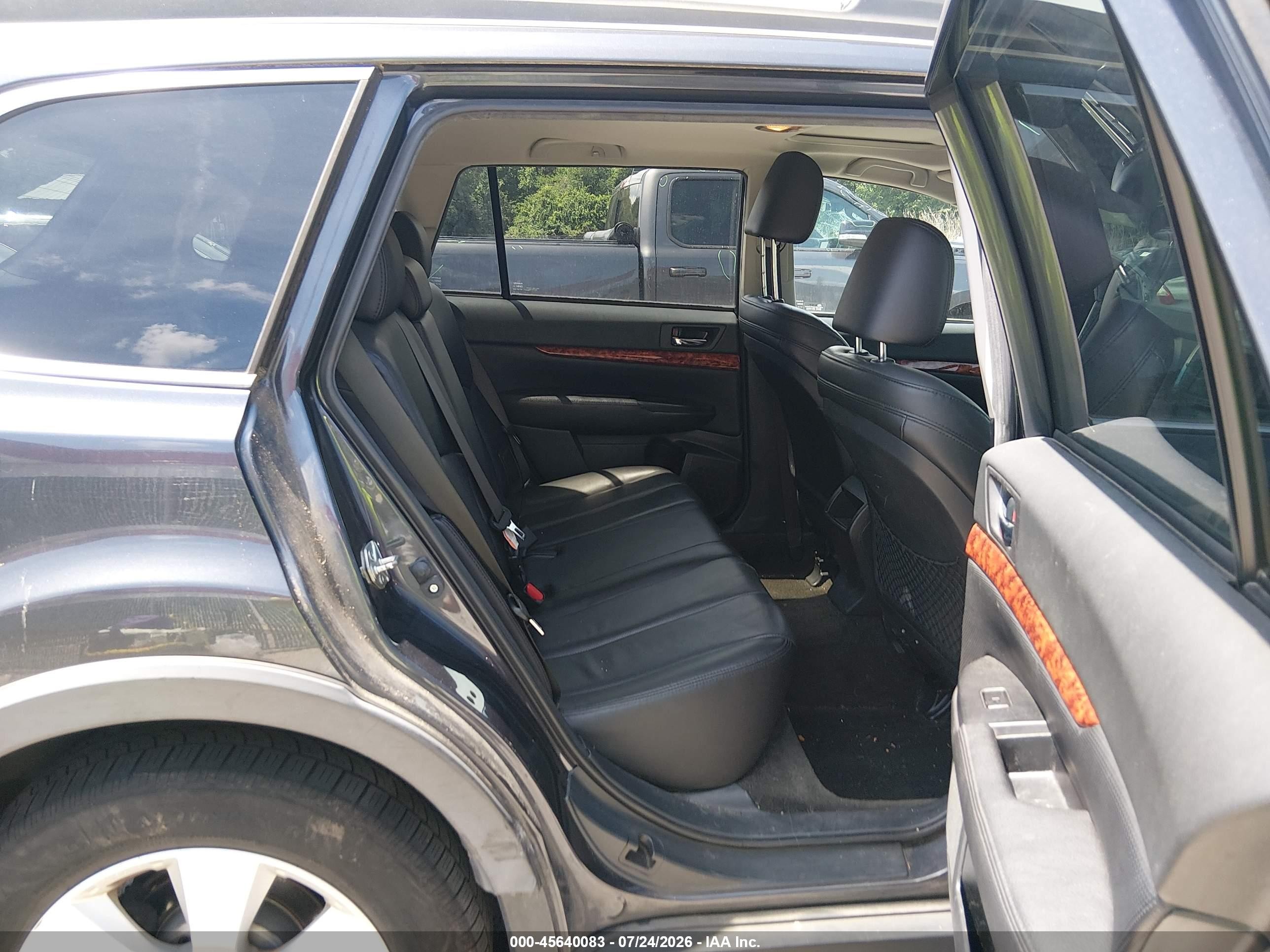 2012 Subaru Outback 2.5i Limited Gray vin: 4S4BRBLC4C3282173