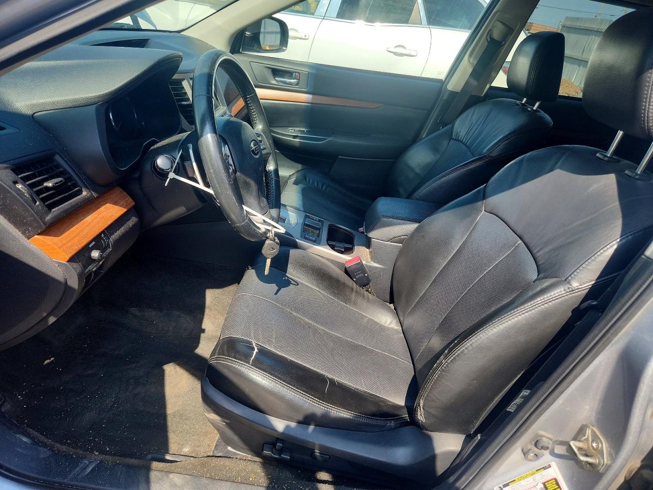 2013 Subaru Outback 2.5i Limited Gray vin: 4S4BRBLC4D3202386