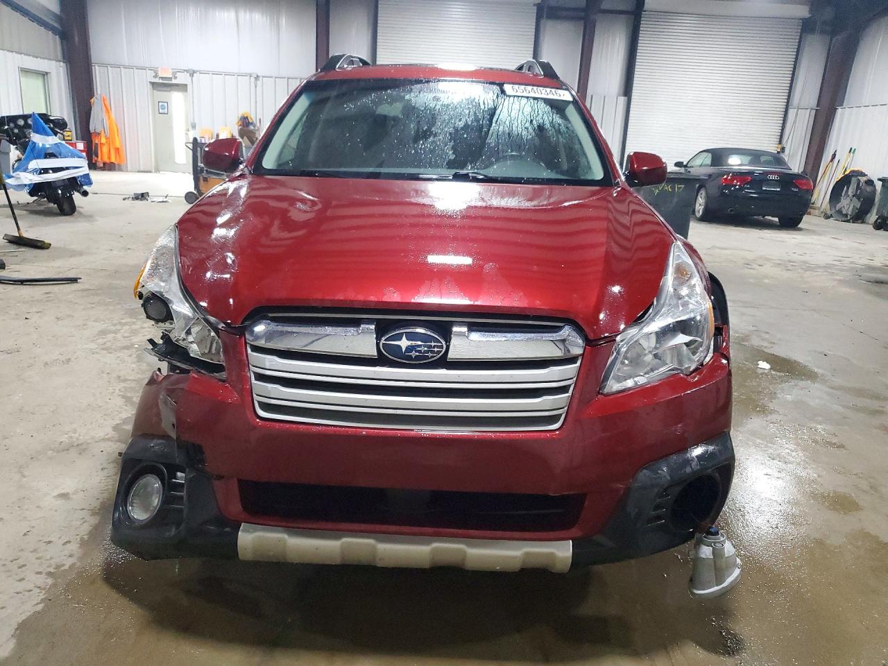 2014 Subaru Outback 2.5i Limited Red vin: 4S4BRBLC4E3204723