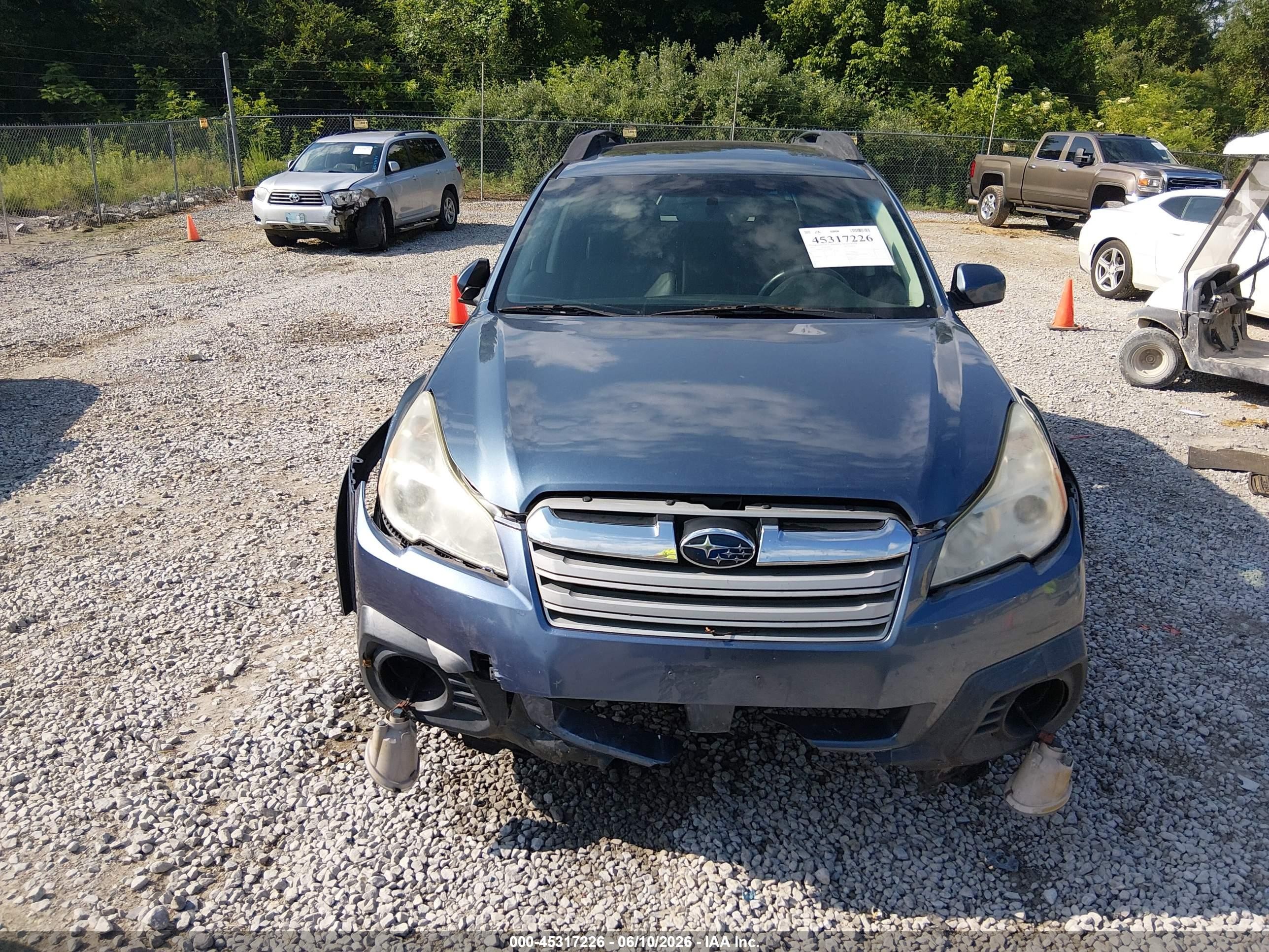 2014 Subaru Outback 2.5i Limited Blue vin: 4S4BRBLC4E3244008