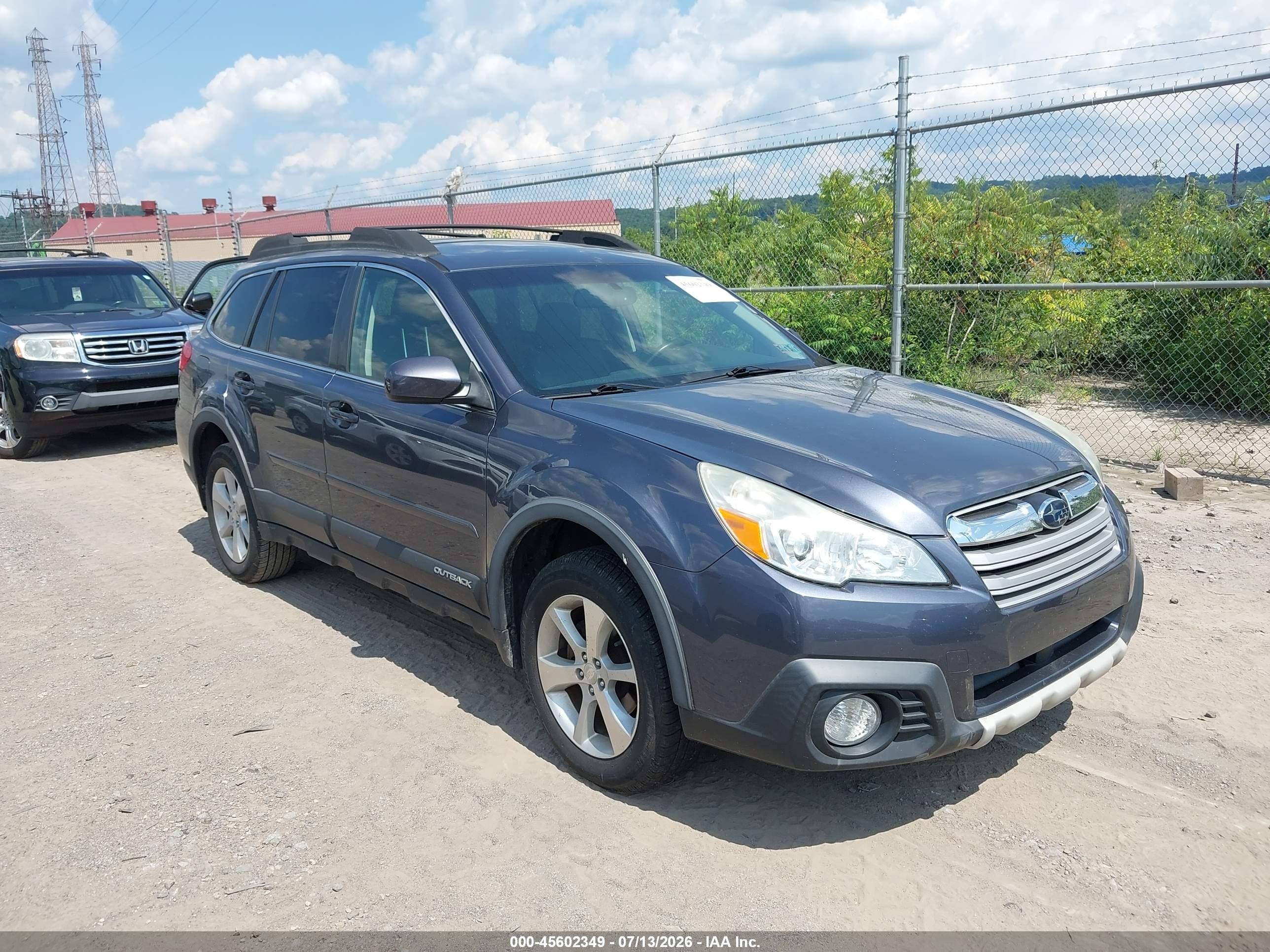 2014 Subaru Outback 2.5i Limited Gray vin: 4S4BRBLC4E3246292