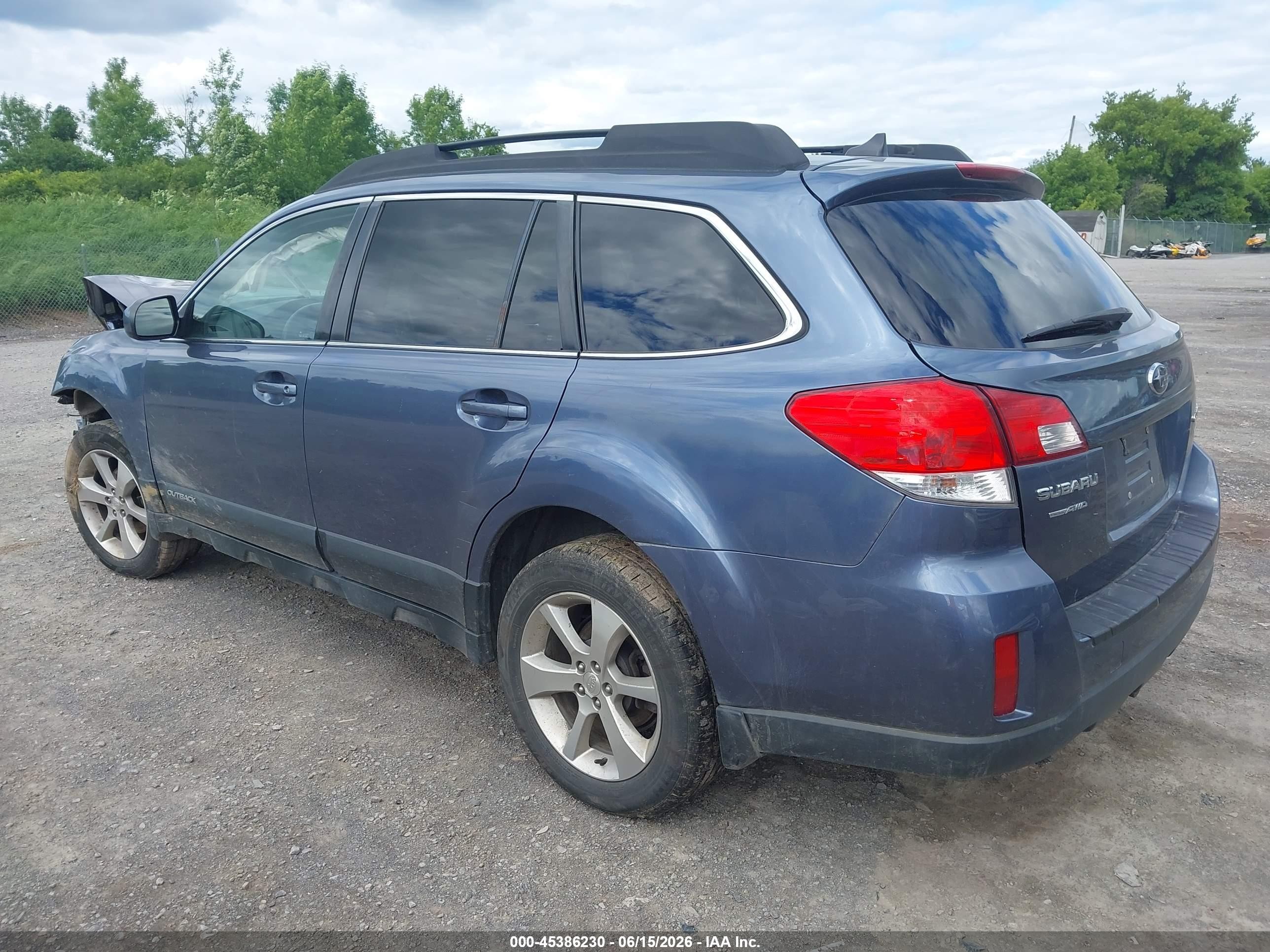 2014 Subaru Outback 2.5i Limited Синий vin: 4S4BRBLC4E3323369