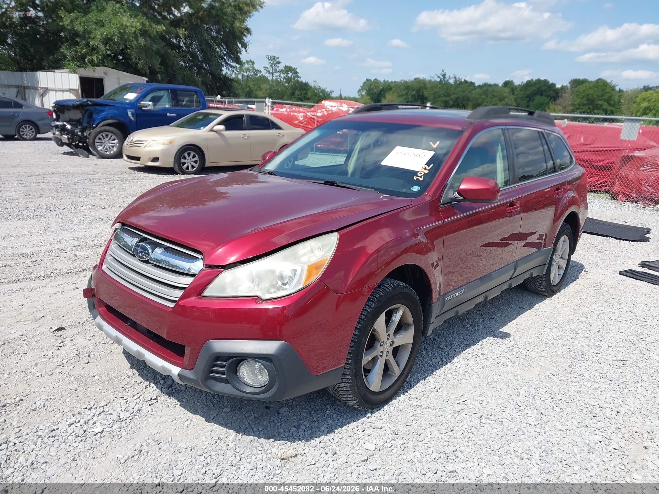 2014 Subaru Outback 2.5i Limited Red vin: 4S4BRBLC4E3325655